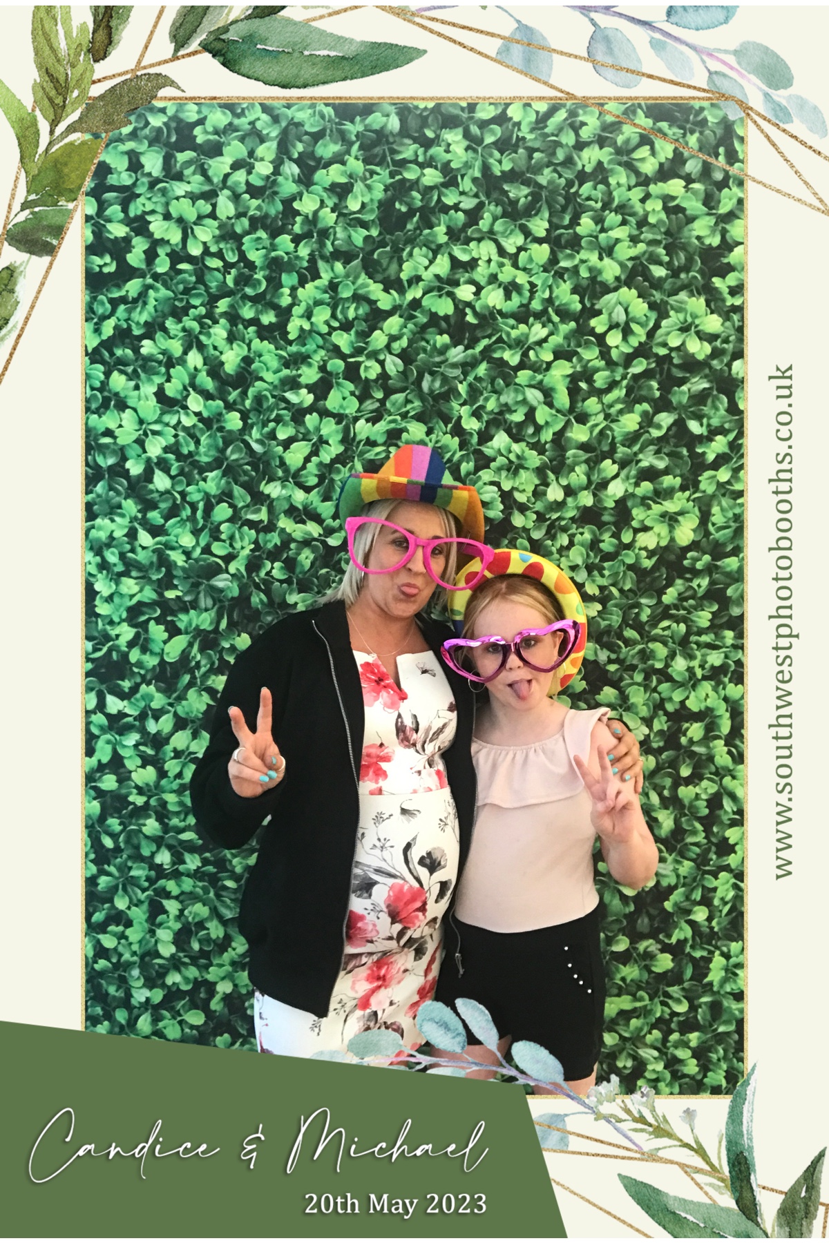 Candice & Michael  | View more photos from the event at gallery.southwestphotobooths.co.uk/u/SWPB/Candice-Michael