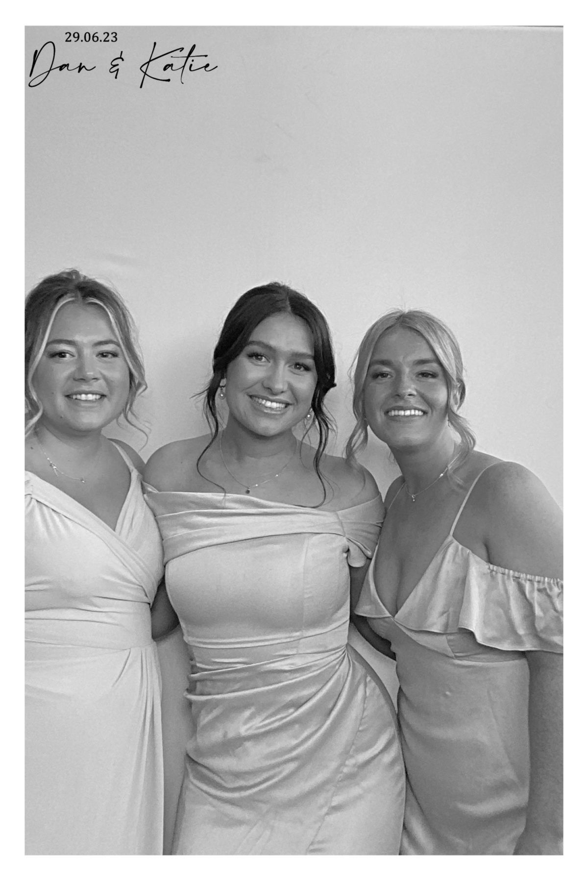 Dan & Katie | View more photos from the event at gallery.southwestphotobooths.co.uk/u/SWPB/Dan-Katie