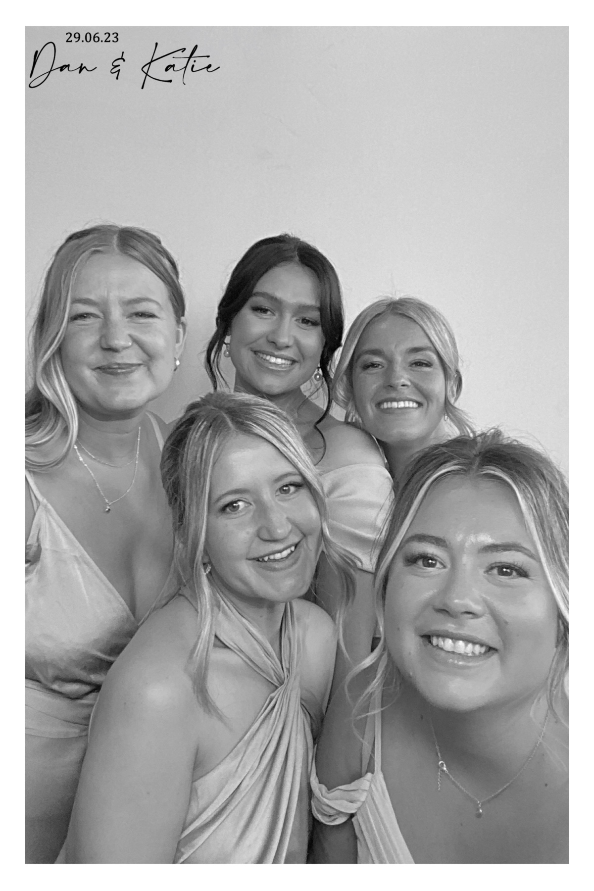 Dan & Katie | View more photos from the event at gallery.southwestphotobooths.co.uk/u/SWPB/Dan-Katie