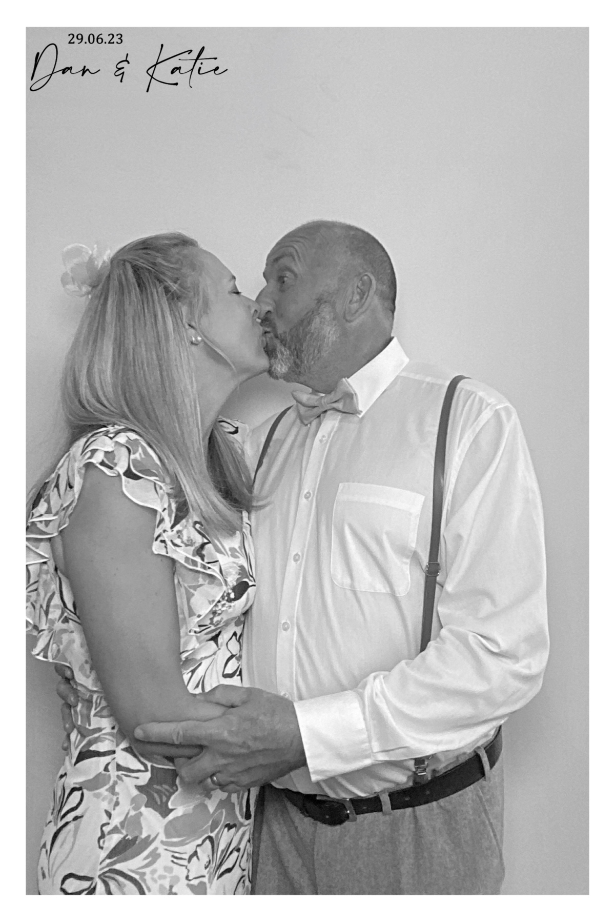 Dan & Katie | View more photos from the event at gallery.southwestphotobooths.co.uk/u/SWPB/Dan-Katie