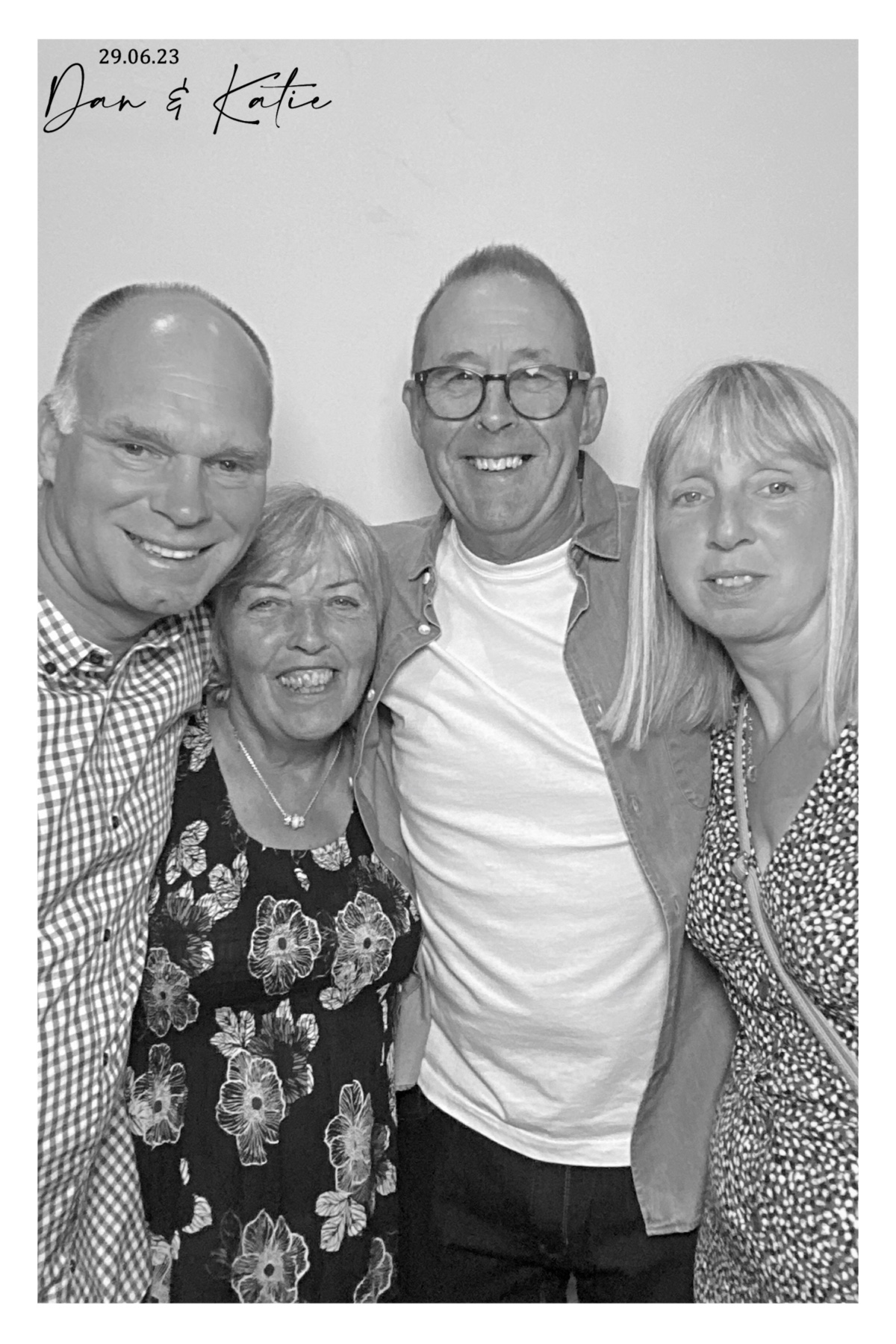Dan & Katie | View more photos from the event at gallery.southwestphotobooths.co.uk/u/SWPB/Dan-Katie