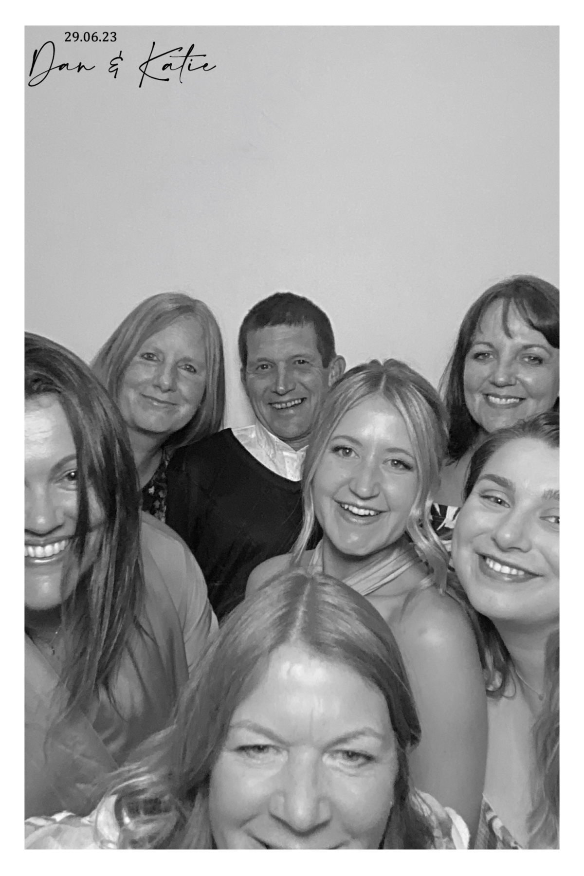 Dan & Katie | View more photos from the event at gallery.southwestphotobooths.co.uk/u/SWPB/Dan-Katie