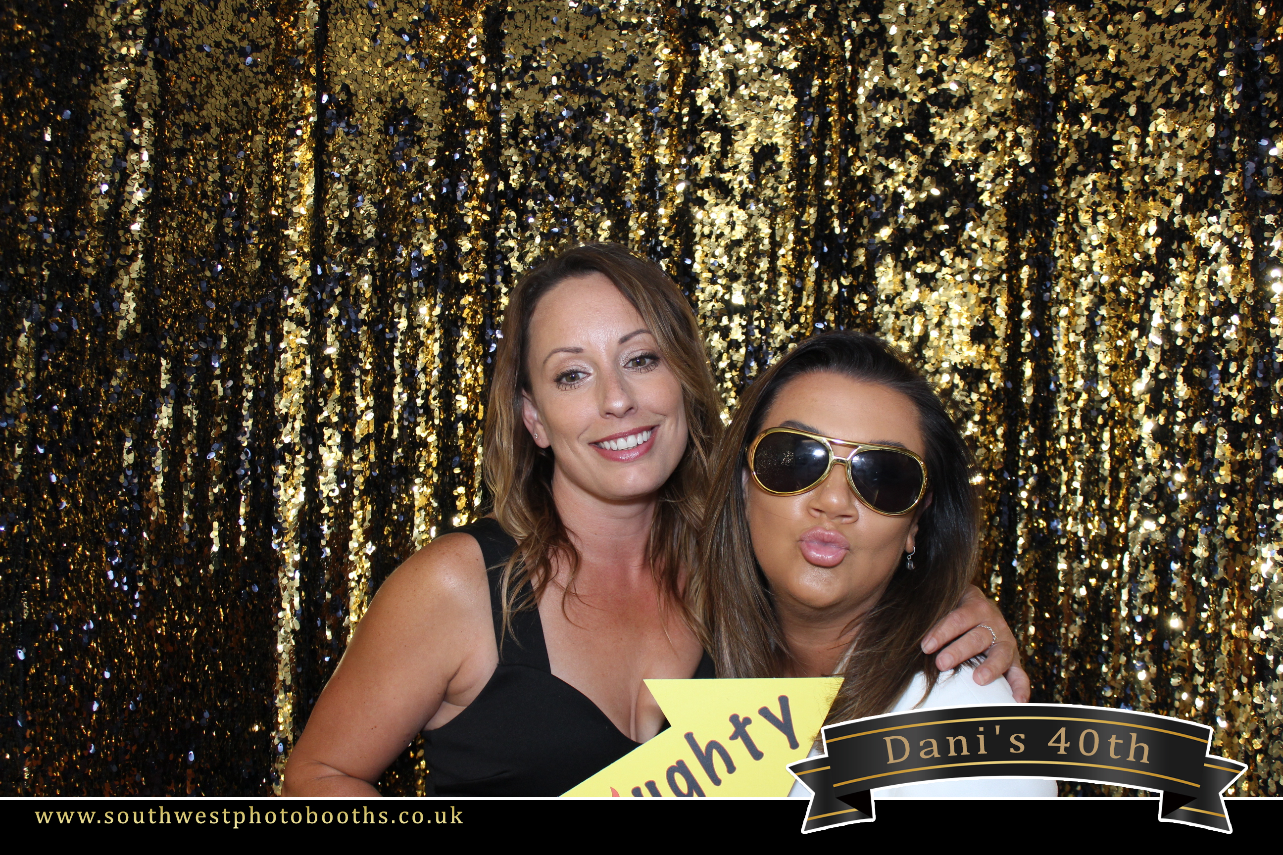 Dani's 40th Party | View more photos from the event at gallery.southwestphotobooths.co.uk/u/SWPB/Danis-40th-Party