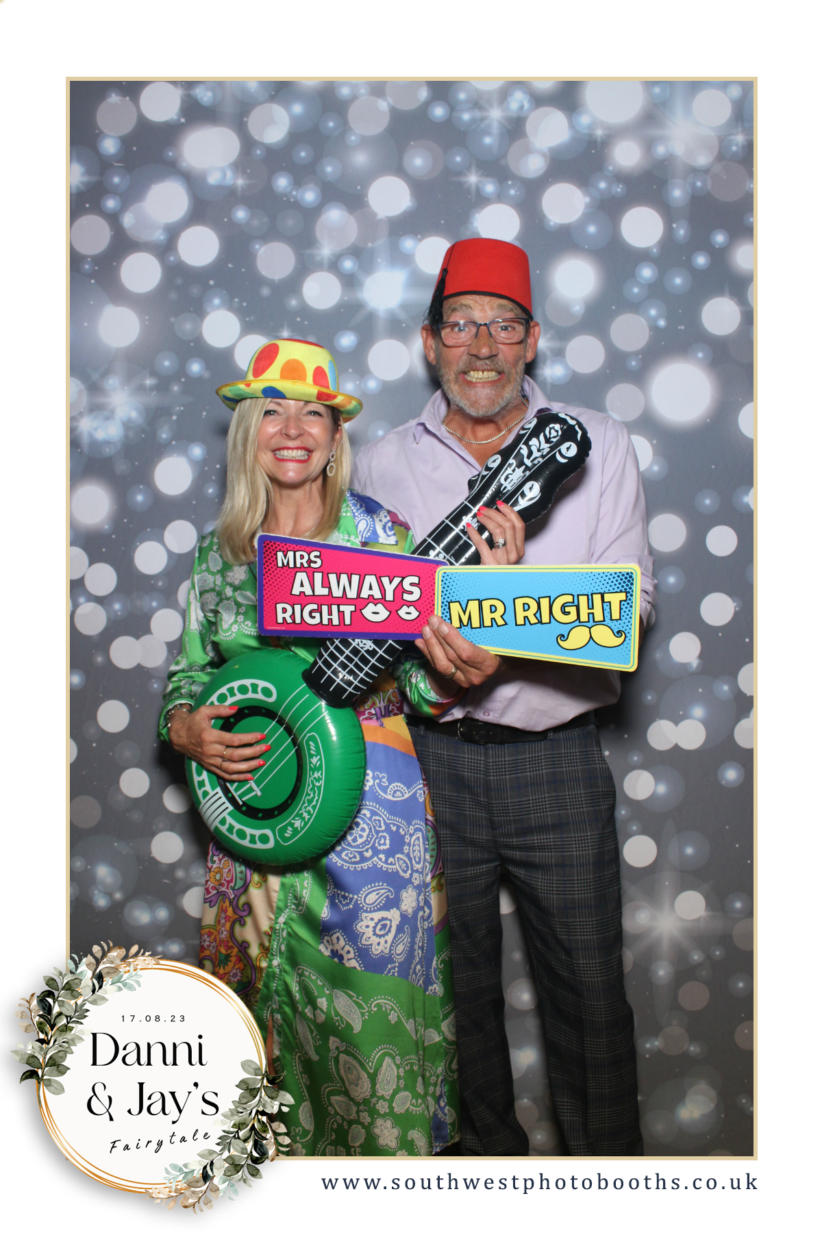Danni and Jay’s Fairytale | View more photos from the event at gallery.southwestphotobooths.co.uk/u/SWPB/Danni-and-Jay’s-Fairytale