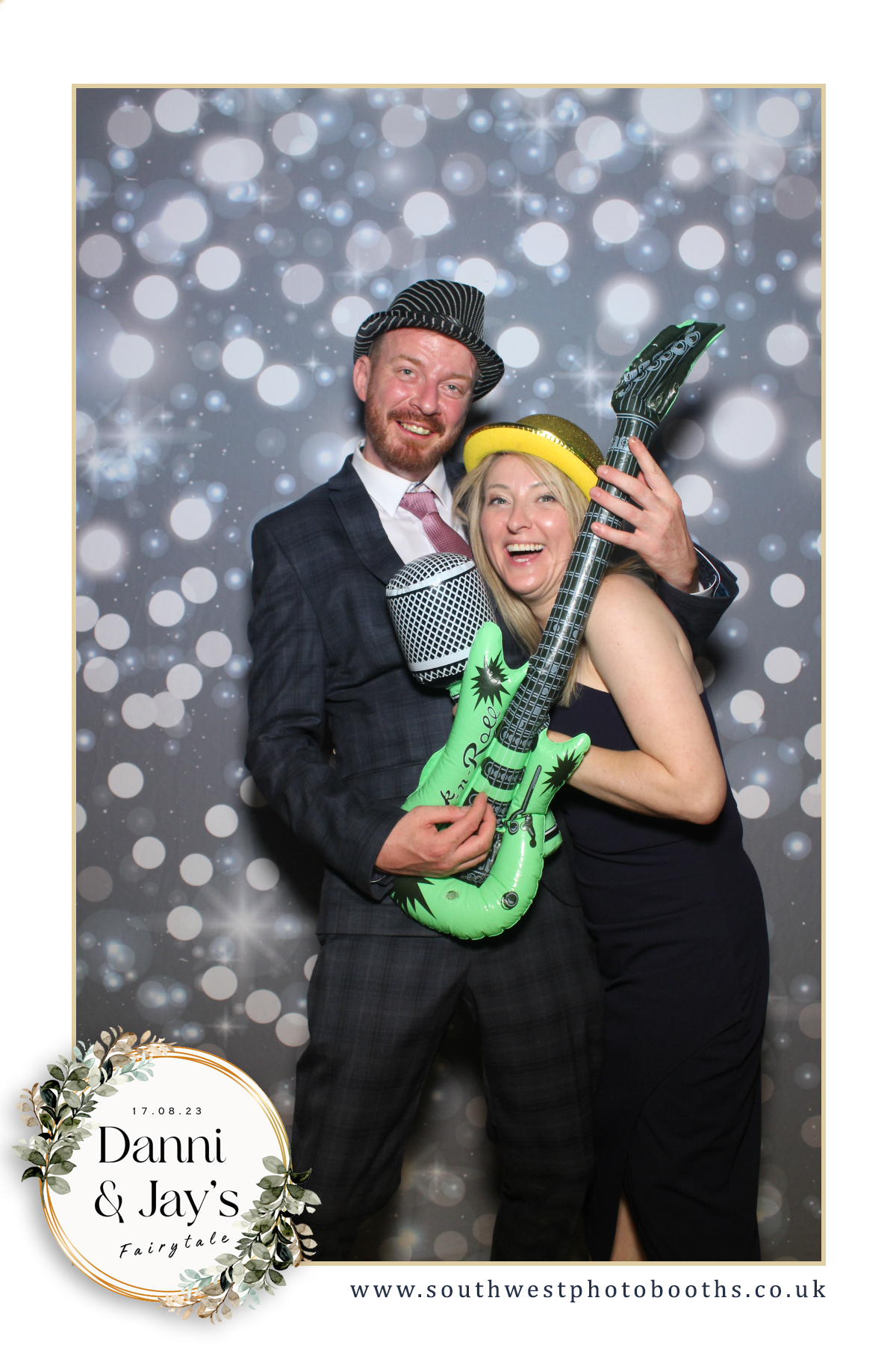Danni and Jay’s Fairytale | View more photos from the event at gallery.southwestphotobooths.co.uk/u/SWPB/Danni-and-Jay’s-Fairytale