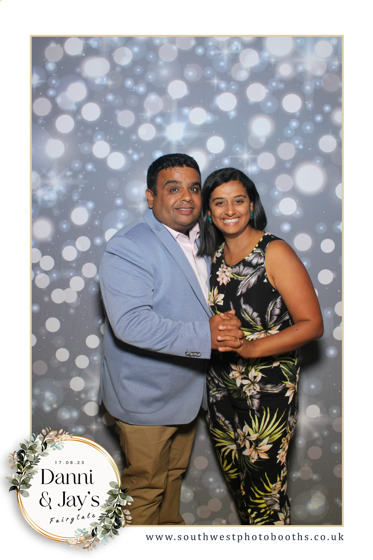 Danni and Jay’s Fairytale | View more photos from the event at gallery.southwestphotobooths.co.uk/u/SWPB/Danni-and-Jay’s-Fairytale