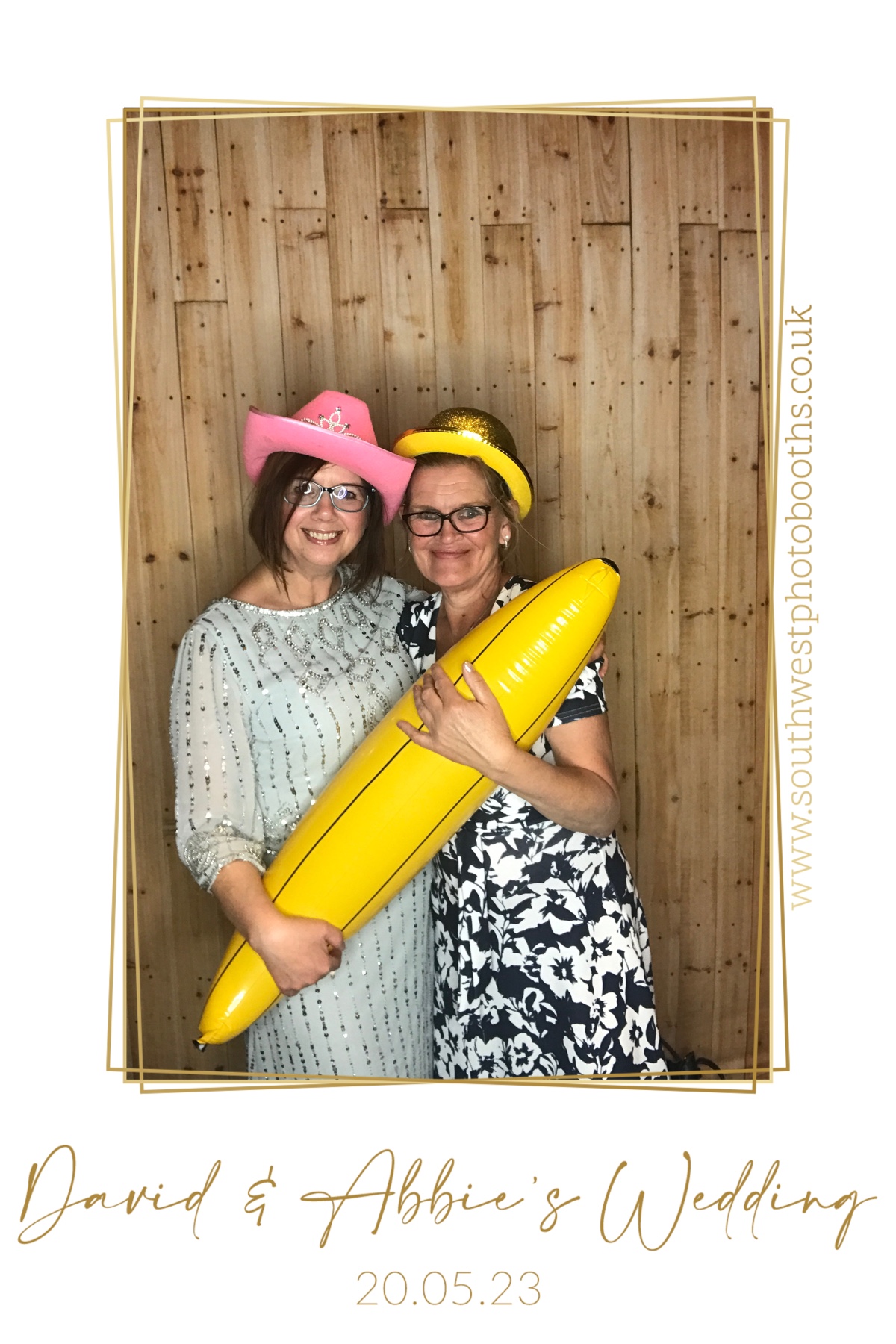 David and Abbie | View more photos from the event at gallery.southwestphotobooths.co.uk/u/SWPB/David-and-Abbie