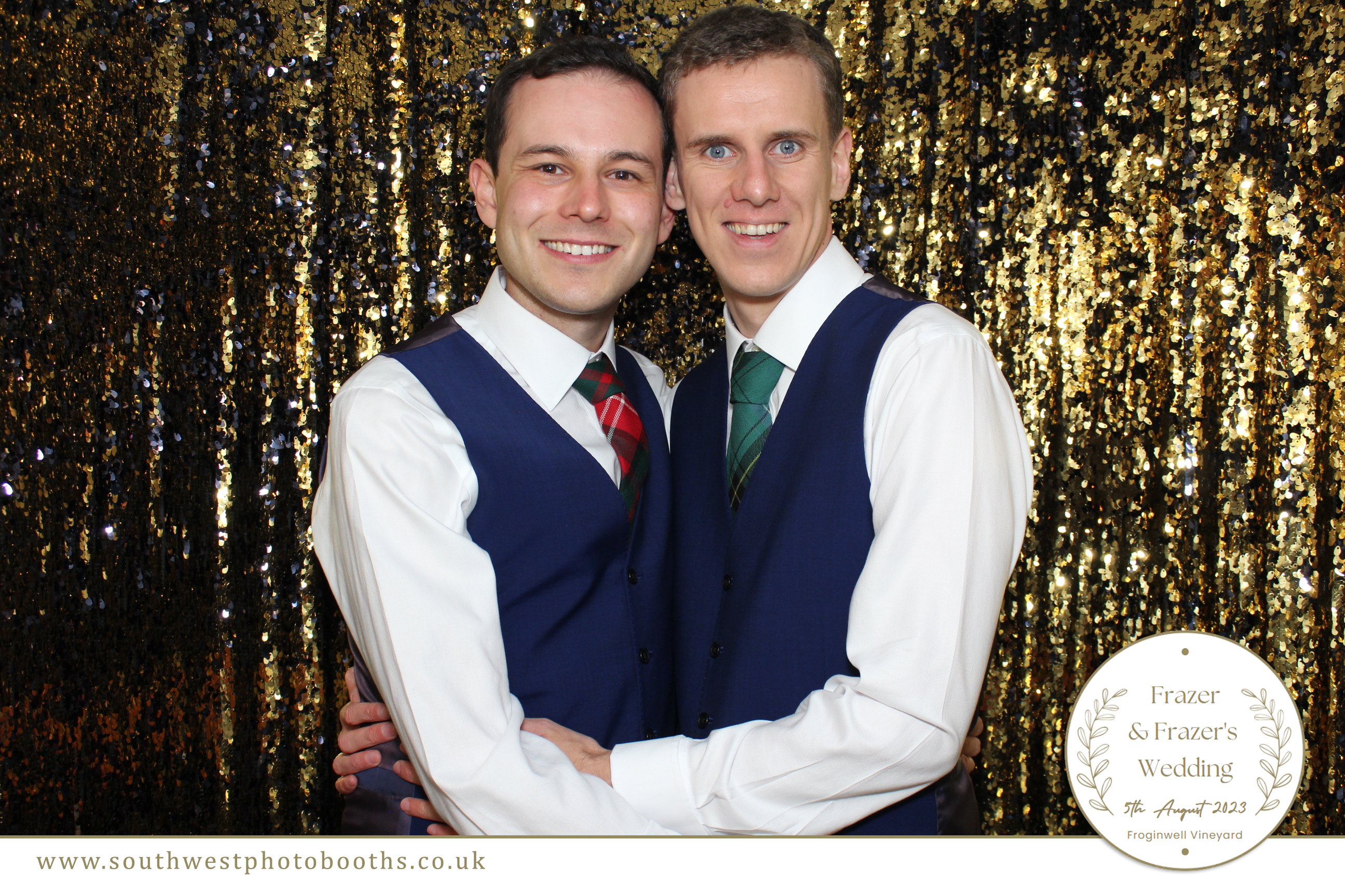 Frazer and Frazer | View more photos from the event at gallery.southwestphotobooths.co.uk/u/SWPB/Frazer-and-Frazer
