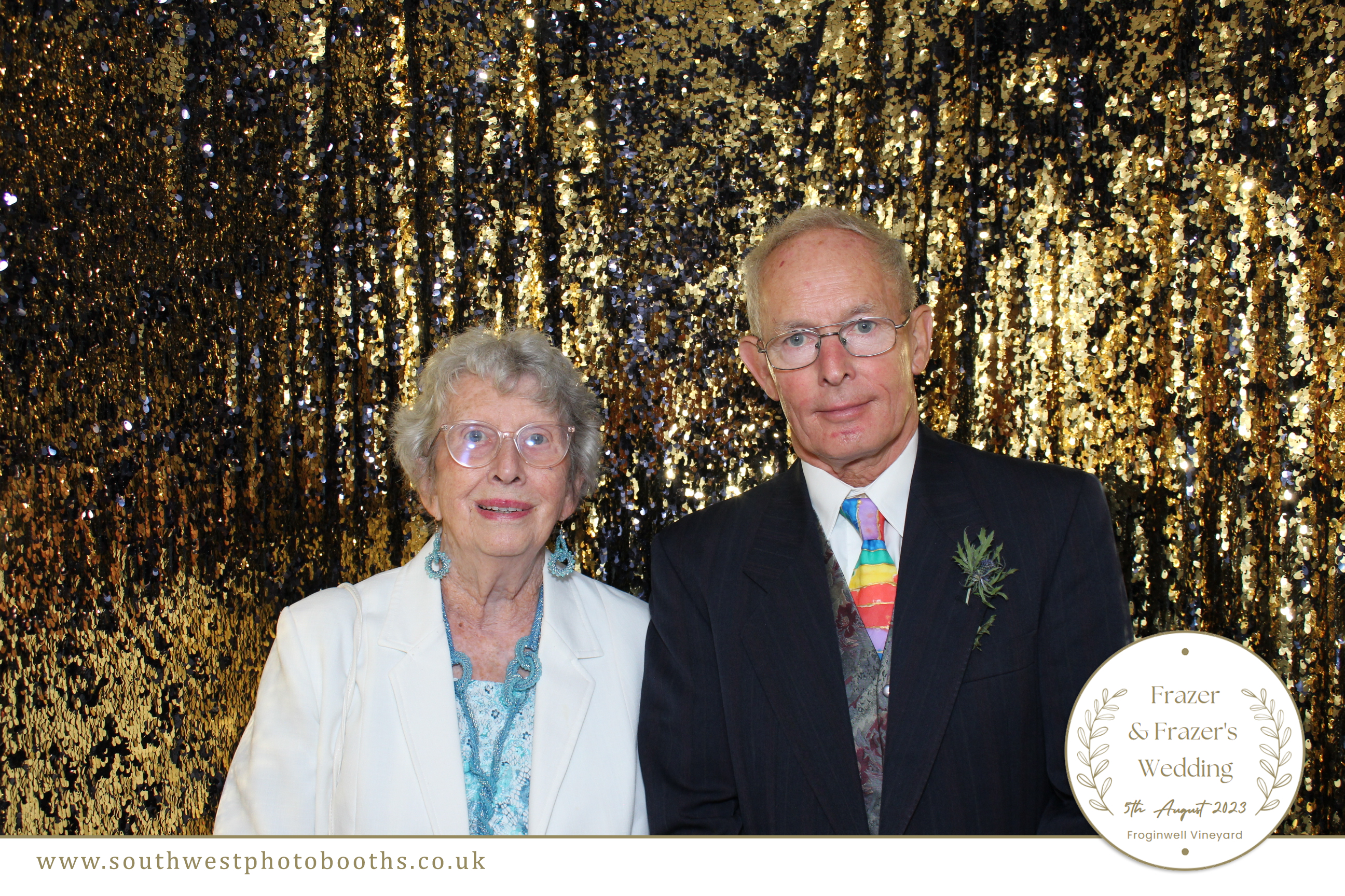 Frazer and Frazer | View more photos from the event at gallery.southwestphotobooths.co.uk/u/SWPB/Frazer-and-Frazer