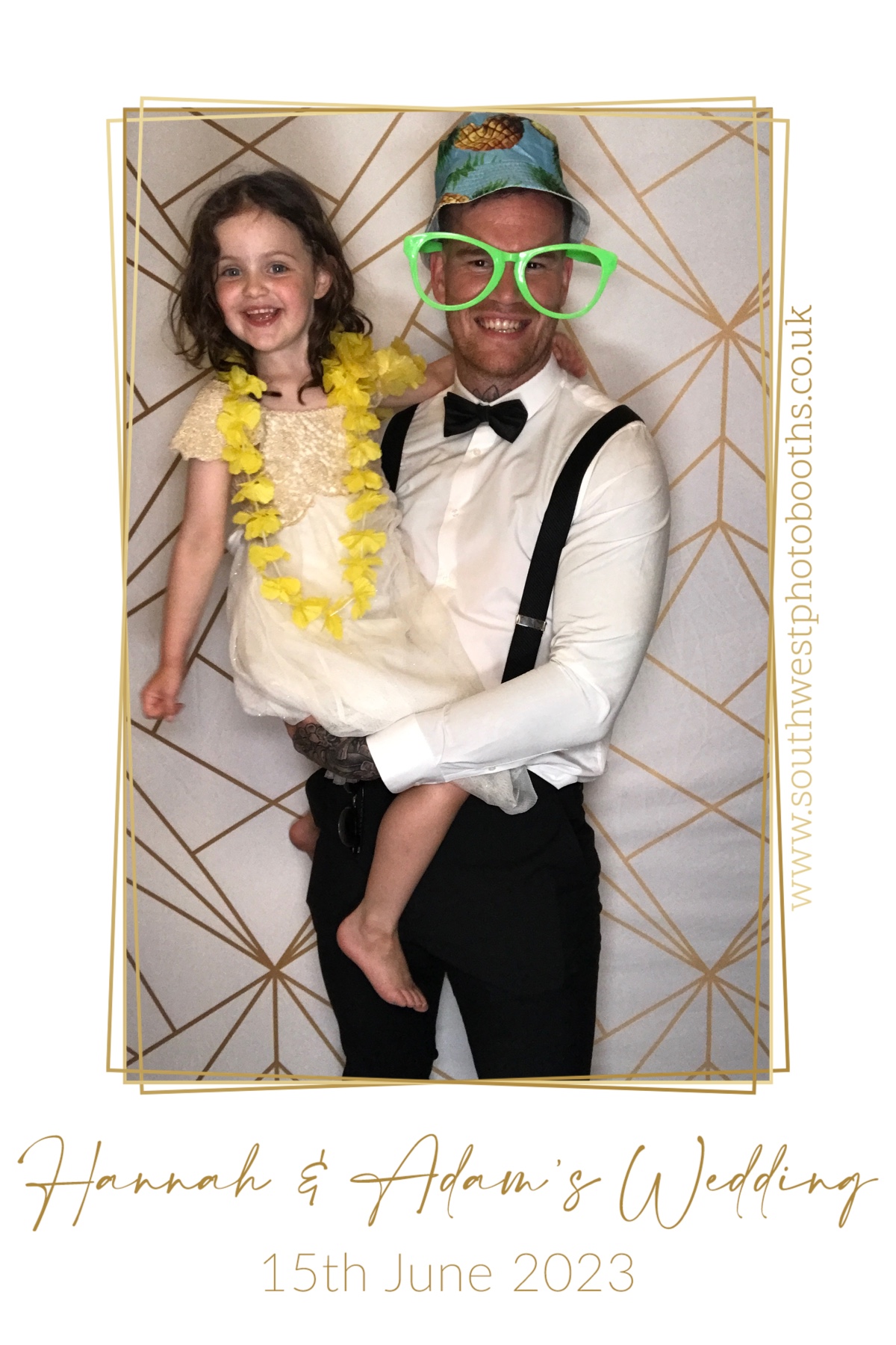 Hannah & Adam | View more photos from the event at gallery.southwestphotobooths.co.uk/u/SWPB/Hannah-Adam