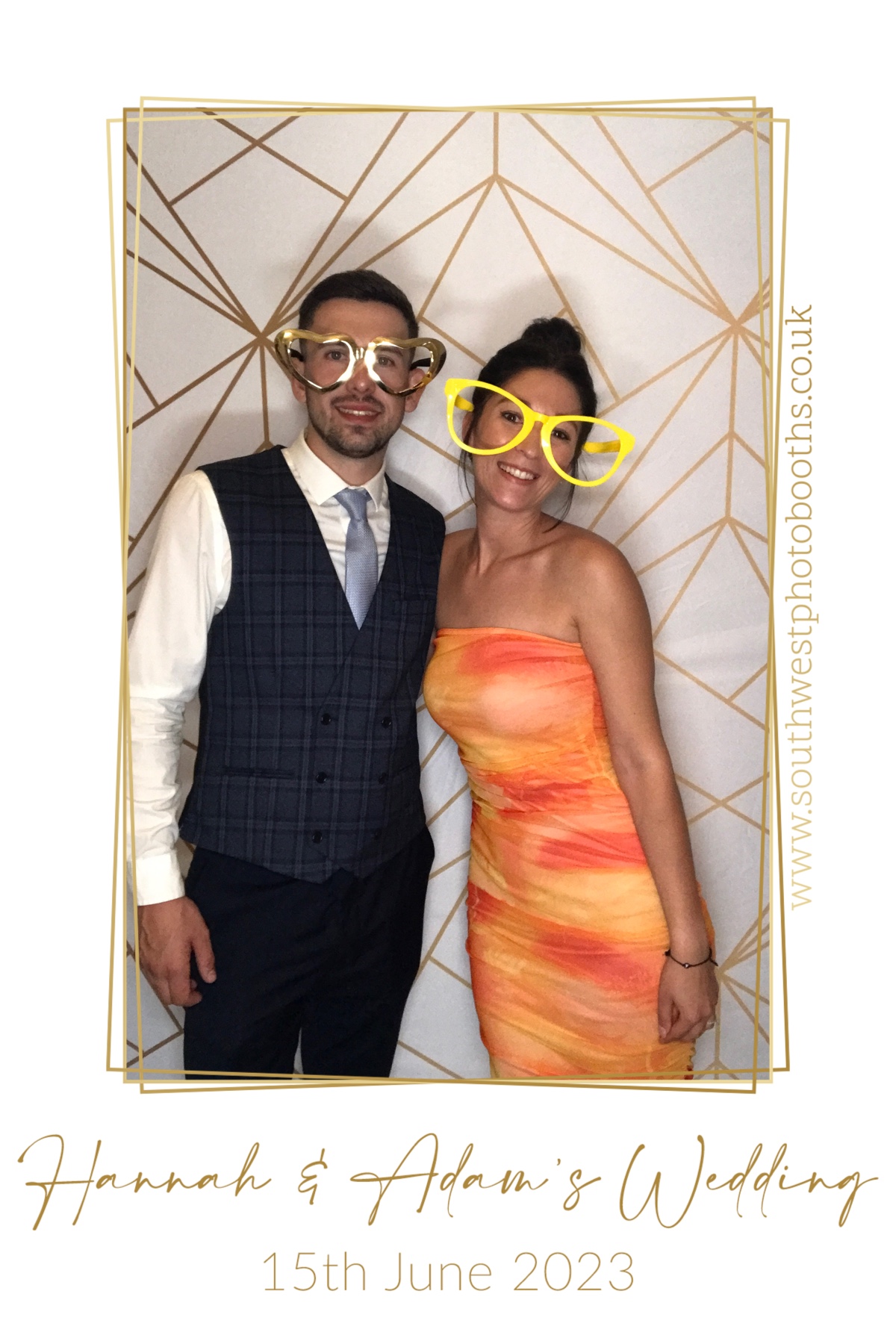 Hannah & Adam | View more photos from the event at gallery.southwestphotobooths.co.uk/u/SWPB/Hannah-Adam