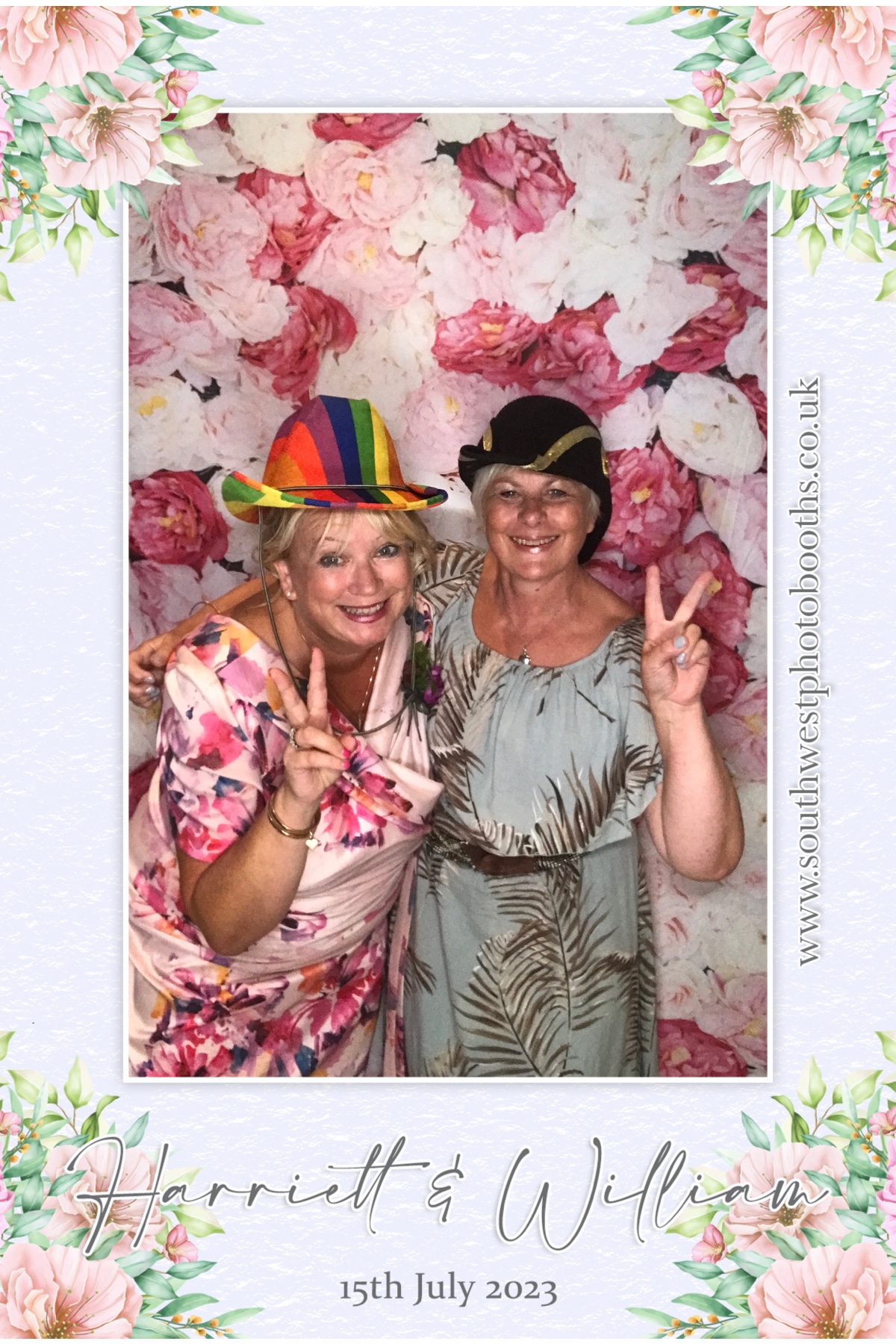 Harriett and William | View more photos from the event at gallery.southwestphotobooths.co.uk/u/SWPB/Harriett-and-William