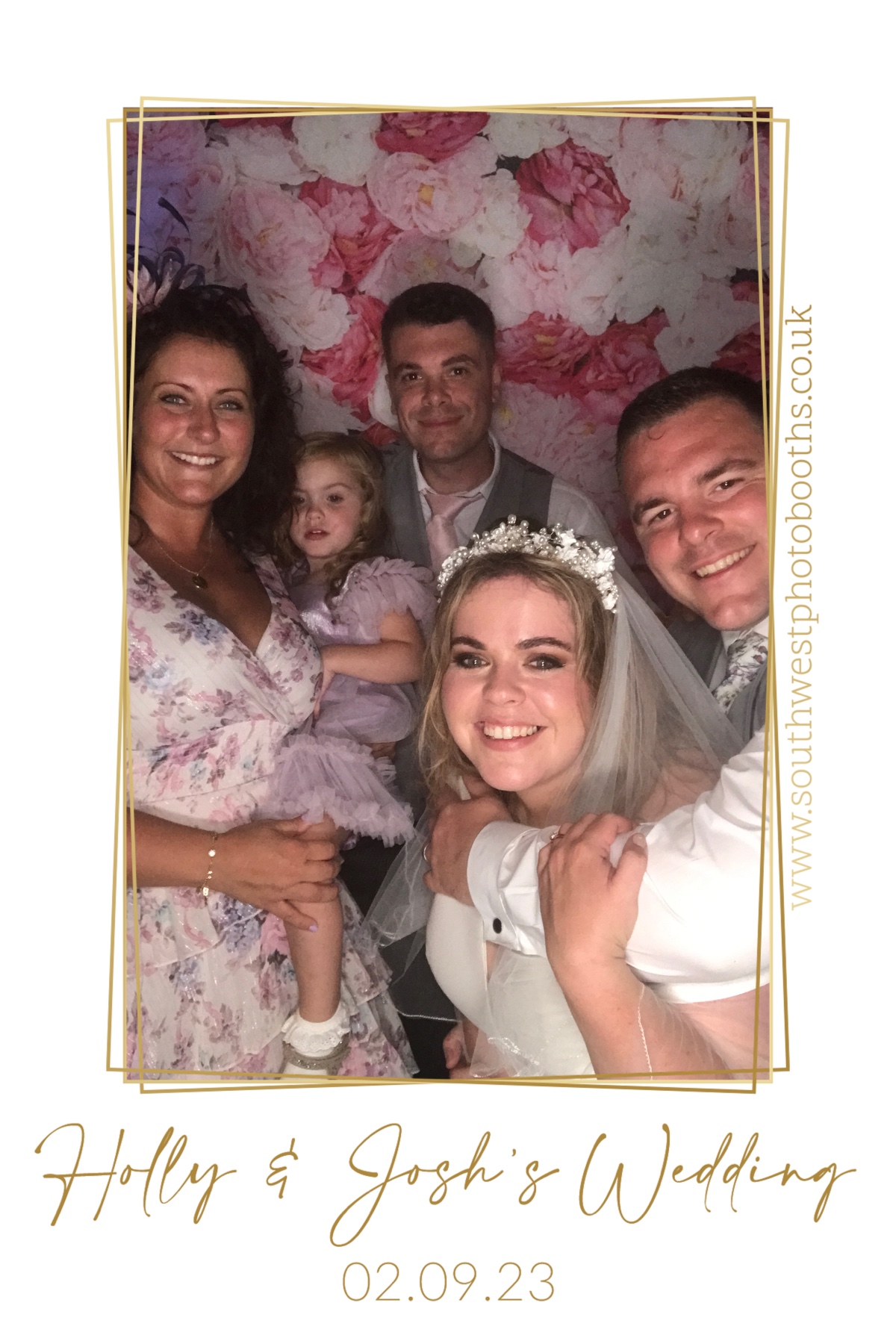 Holly and Josh | View more photos from the event at gallery.southwestphotobooths.co.uk/u/SWPB/Holly-and-Josh