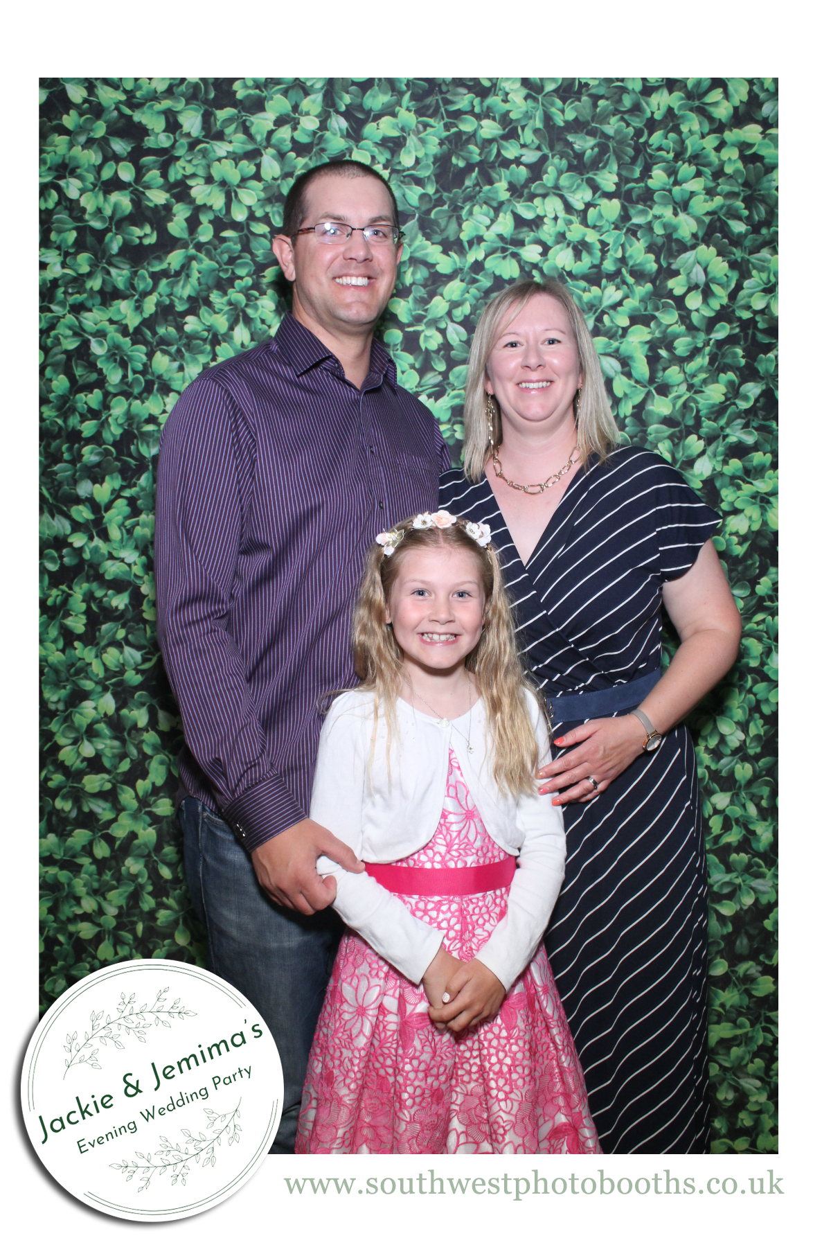 Jackie and Jemima | View more photos from the event at gallery.southwestphotobooths.co.uk/u/SWPB/Jackie-and-Jemima
