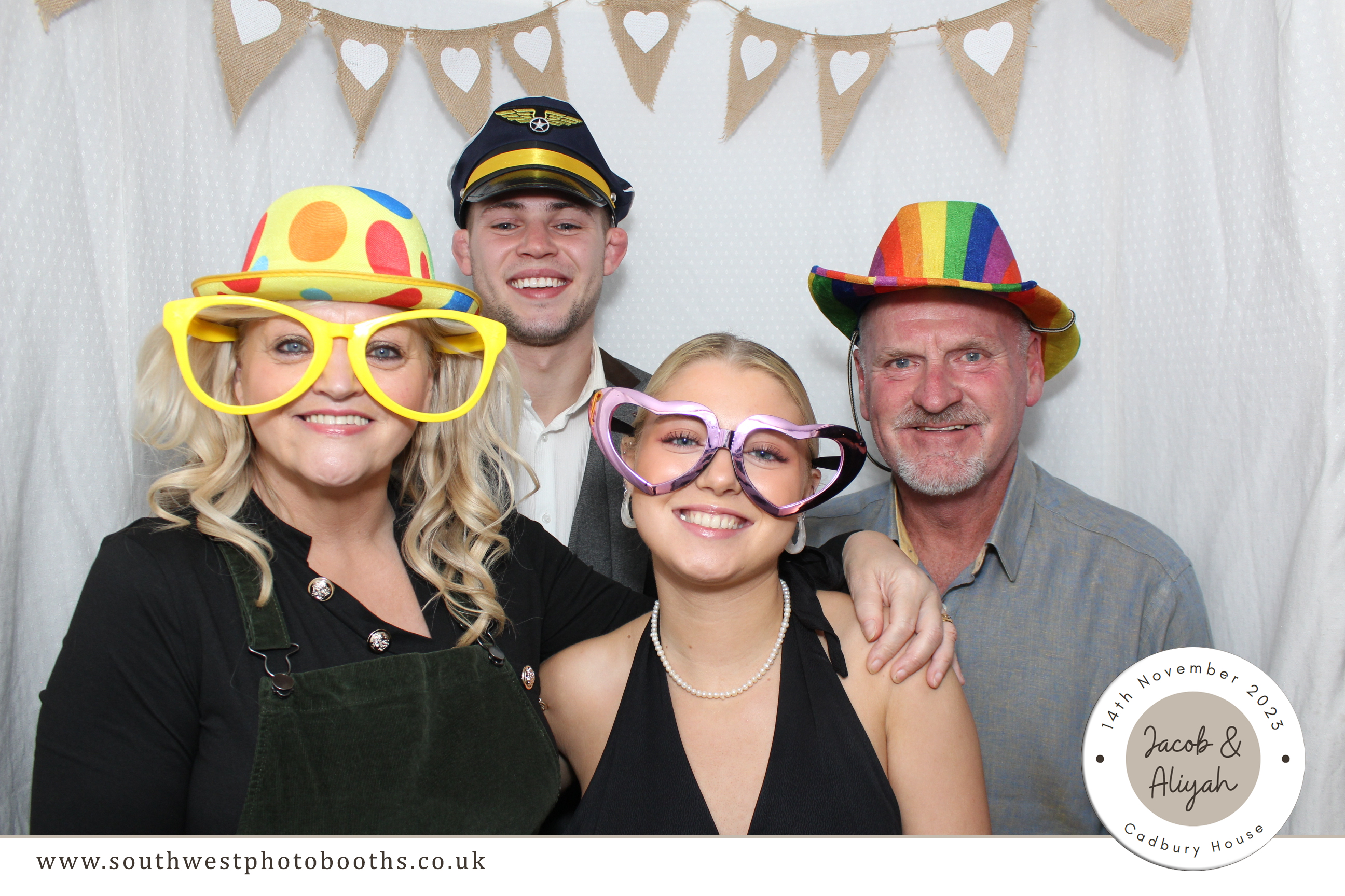 Jacob & Aliyah | View more photos from the event at gallery.southwestphotobooths.co.uk/u/SWPB/Jacob-Aliyah