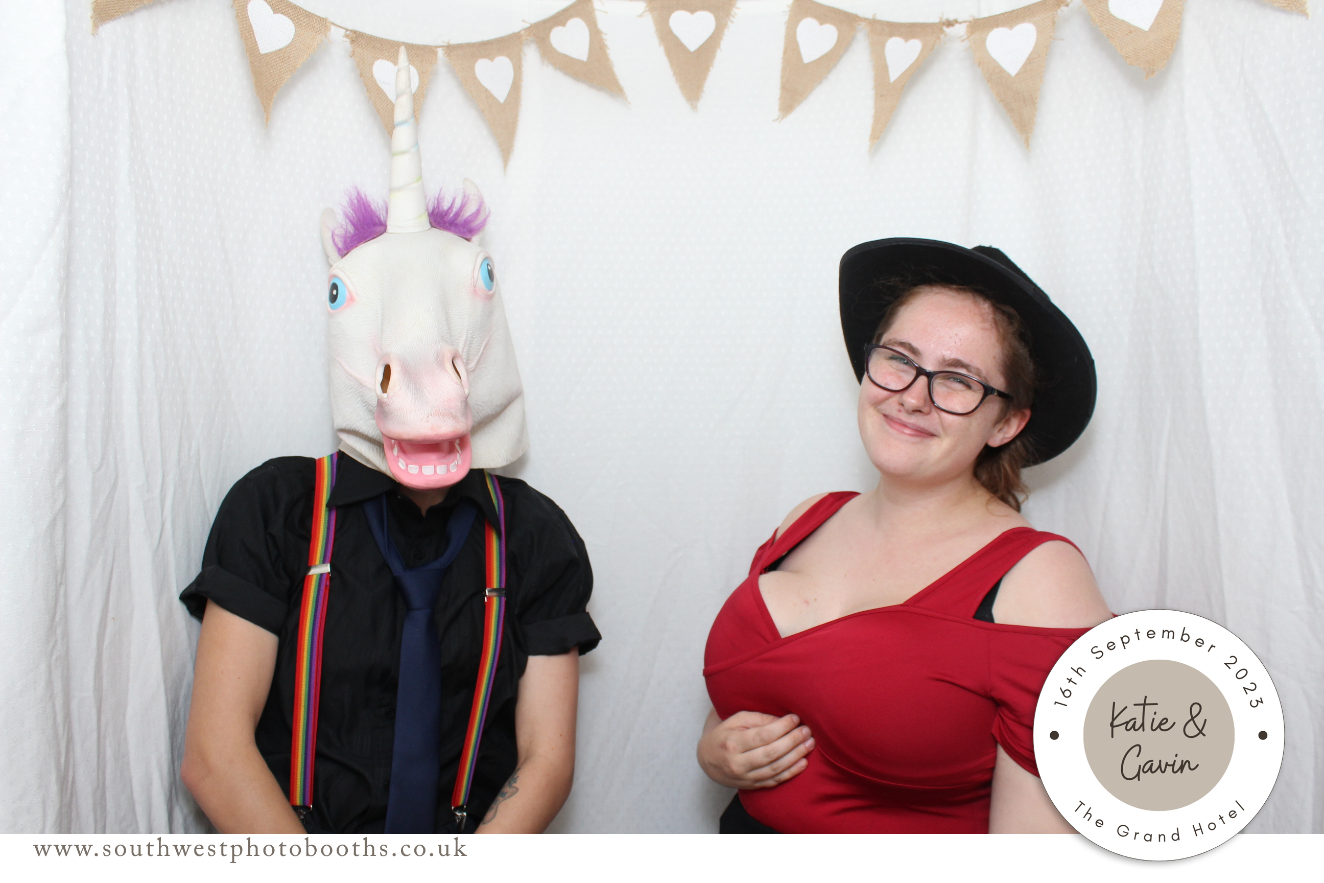Katie & Gavin | View more photos from the event at gallery.southwestphotobooths.co.uk/u/SWPB/Katie-Gavin