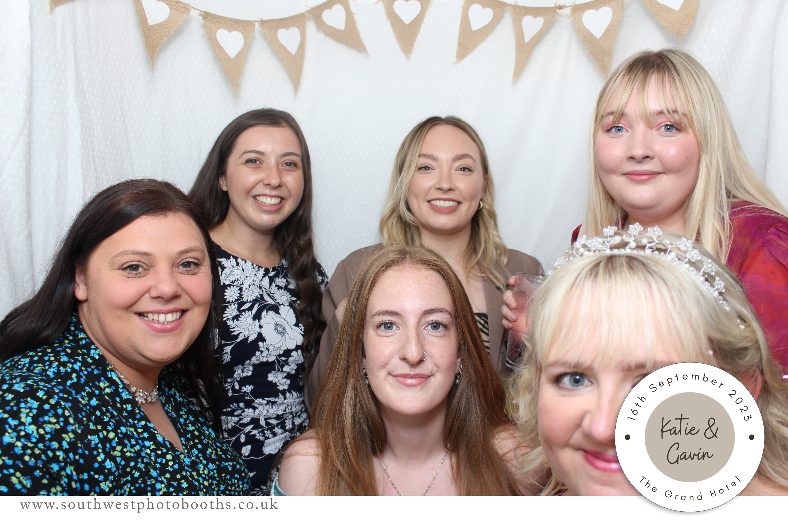 Katie & Gavin | View more photos from the event at gallery.southwestphotobooths.co.uk/u/SWPB/Katie-Gavin