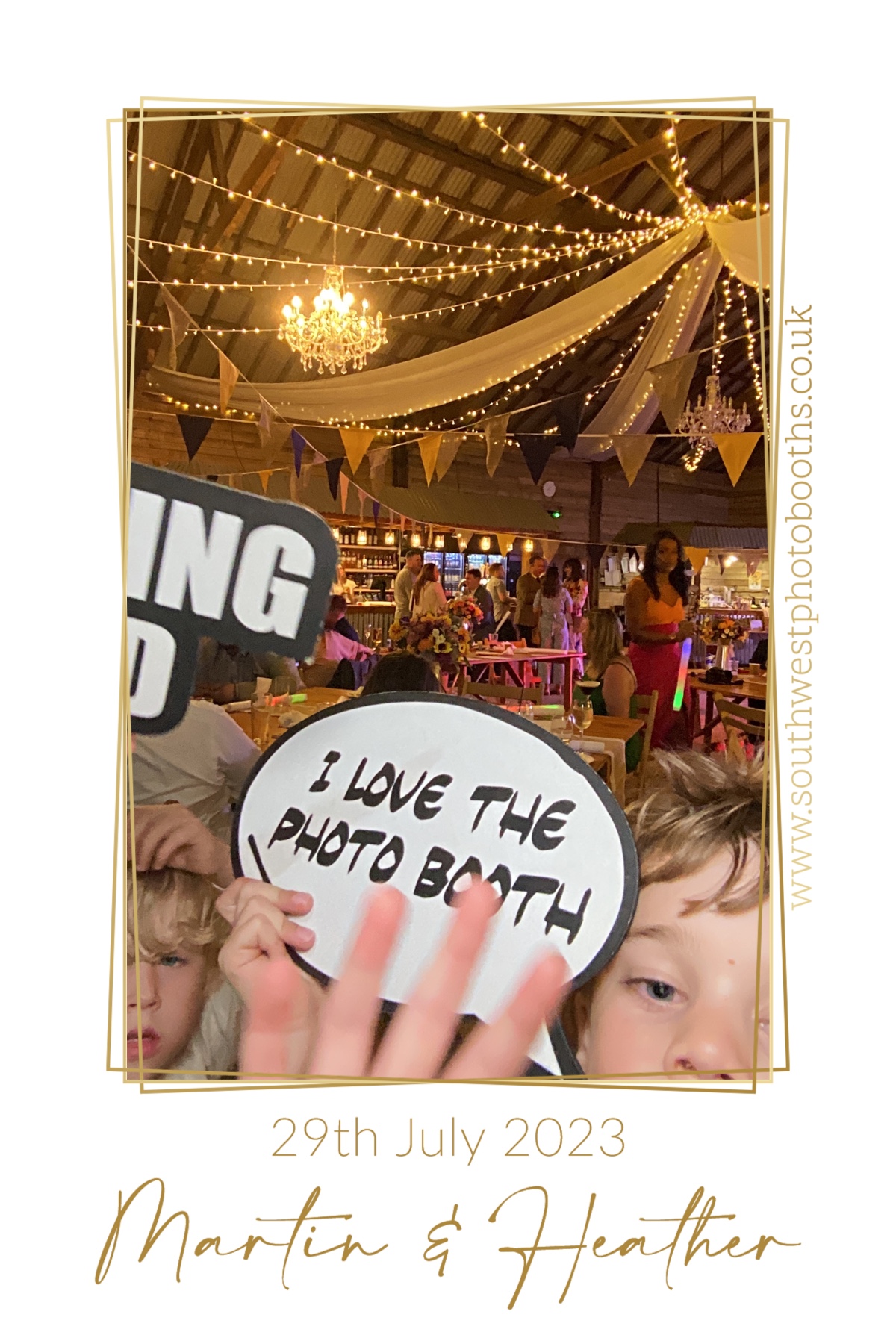 Martin & Heather | View more photos from the event at gallery.southwestphotobooths.co.uk/u/SWPB/Martin-Heather