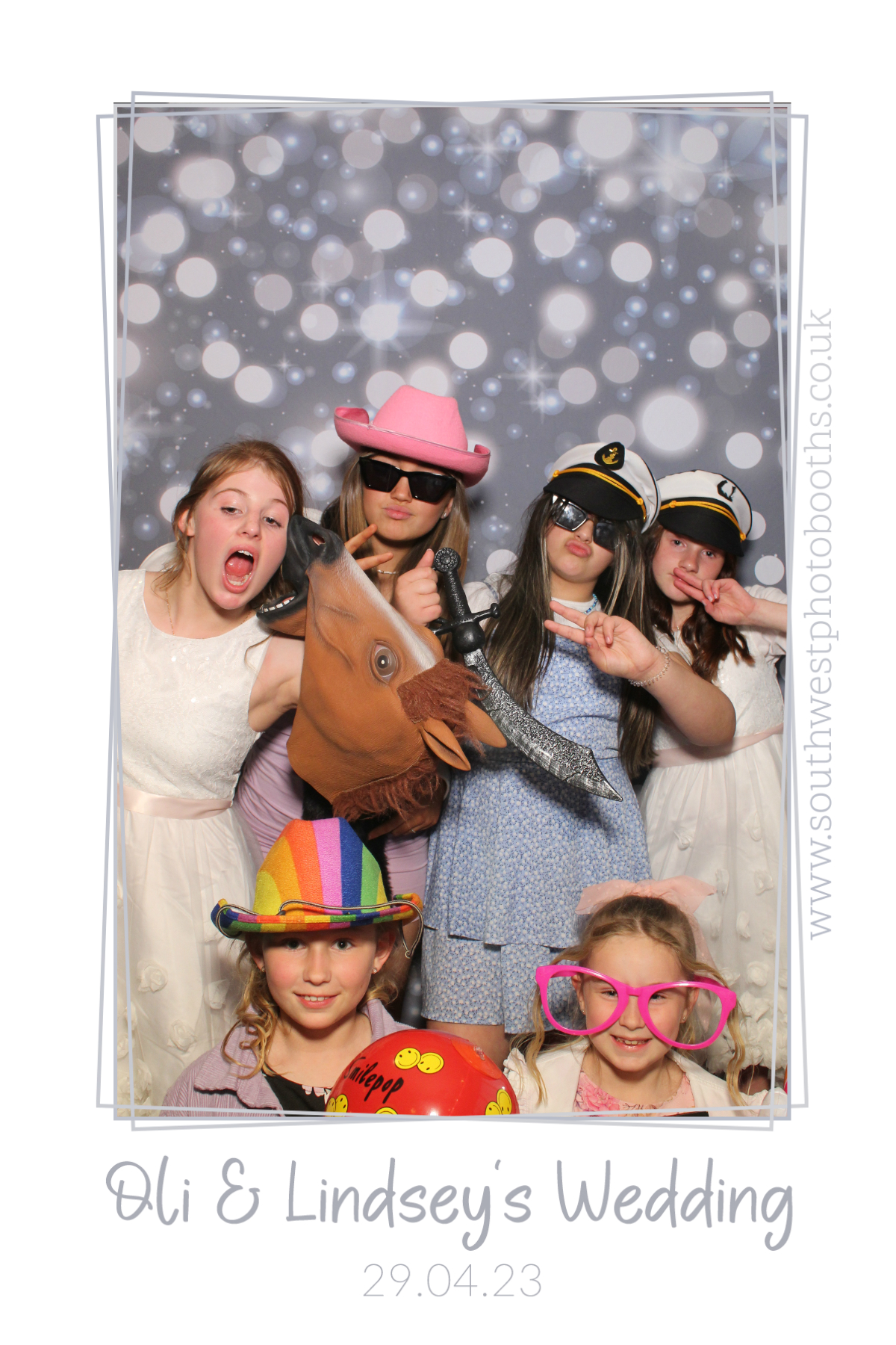 Oli & Lindsey's Wedding | View more photos from the event at gallery.southwestphotobooths.co.uk/u/SWPB/Oli-Lindseys-Wedding
