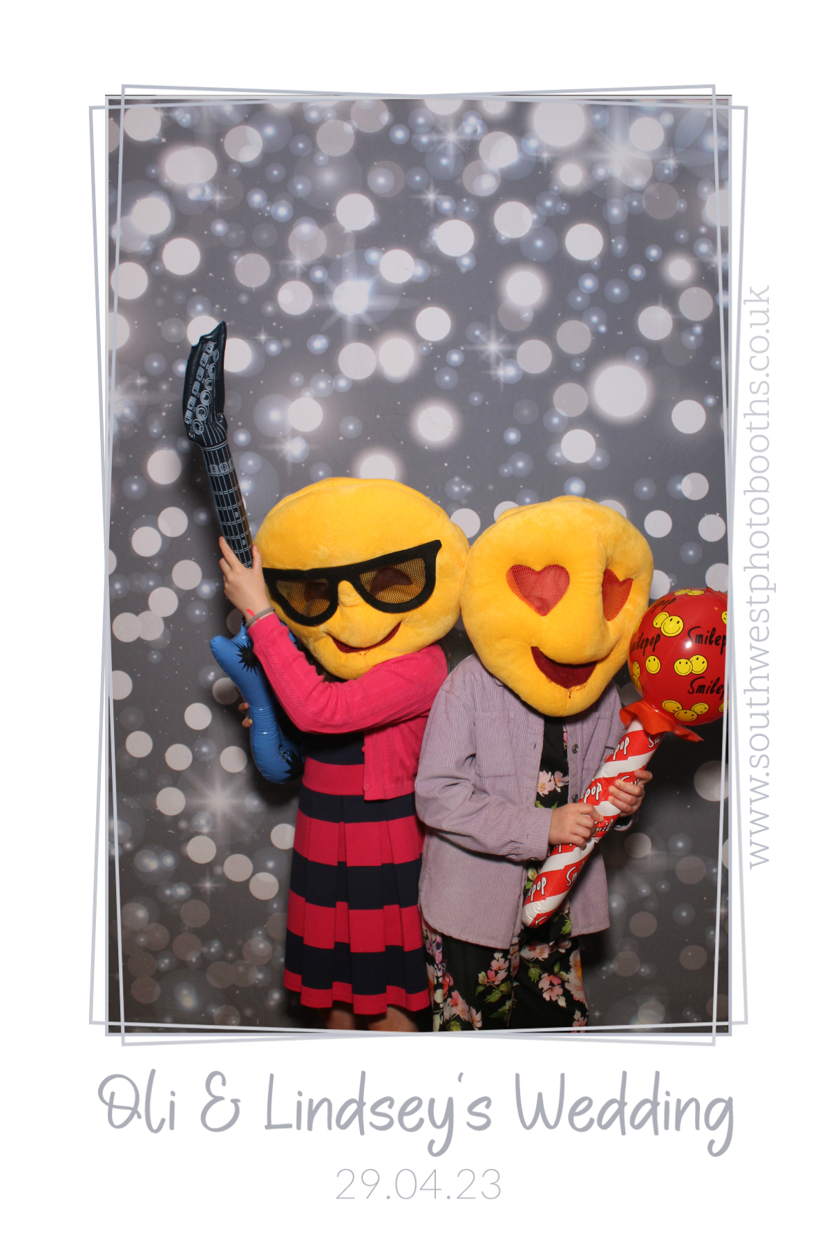 Oli & Lindsey's Wedding | View more photos from the event at gallery.southwestphotobooths.co.uk/u/SWPB/Oli-Lindseys-Wedding