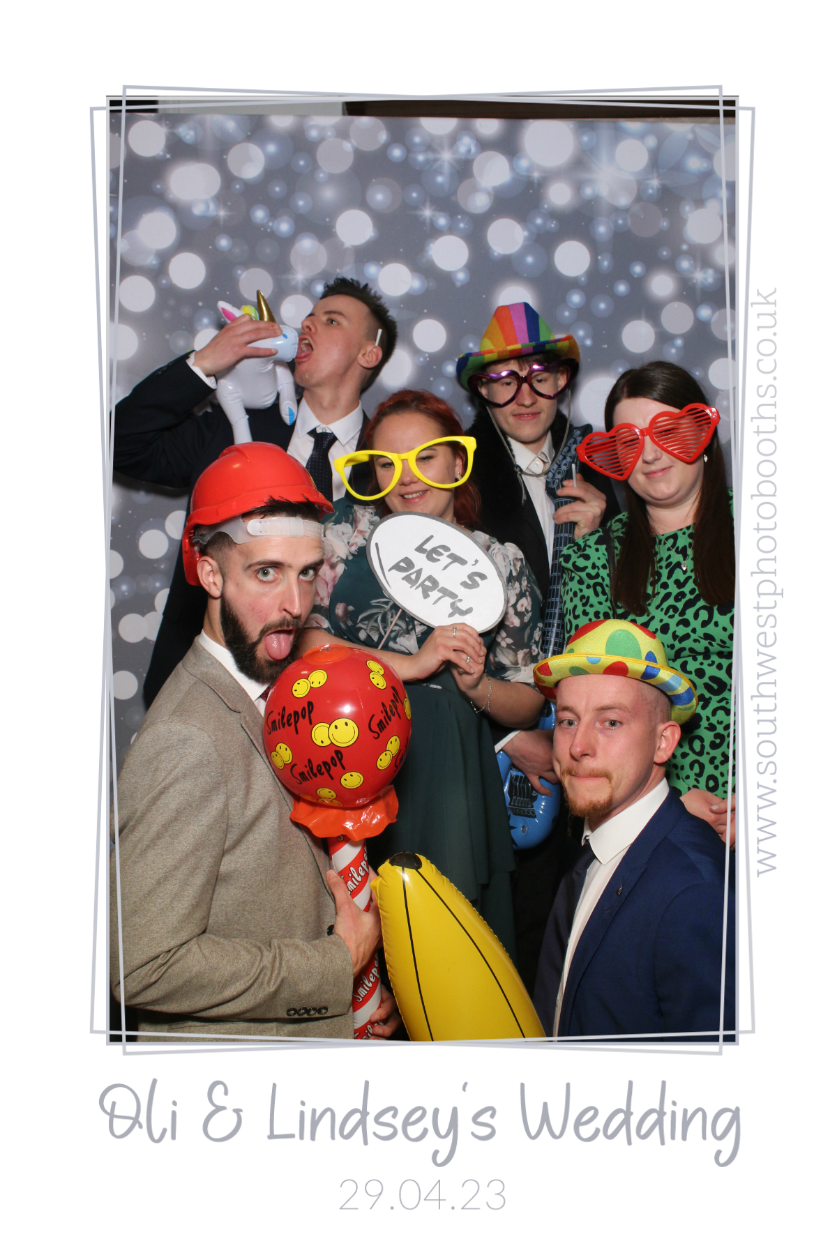Oli & Lindsey's Wedding | View more photos from the event at gallery.southwestphotobooths.co.uk/u/SWPB/Oli-Lindseys-Wedding