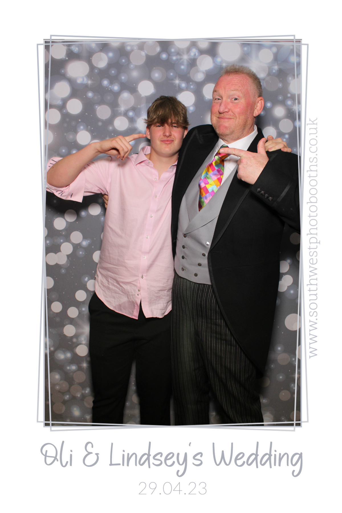 Oli & Lindsey's Wedding | View more photos from the event at gallery.southwestphotobooths.co.uk/u/SWPB/Oli-Lindseys-Wedding