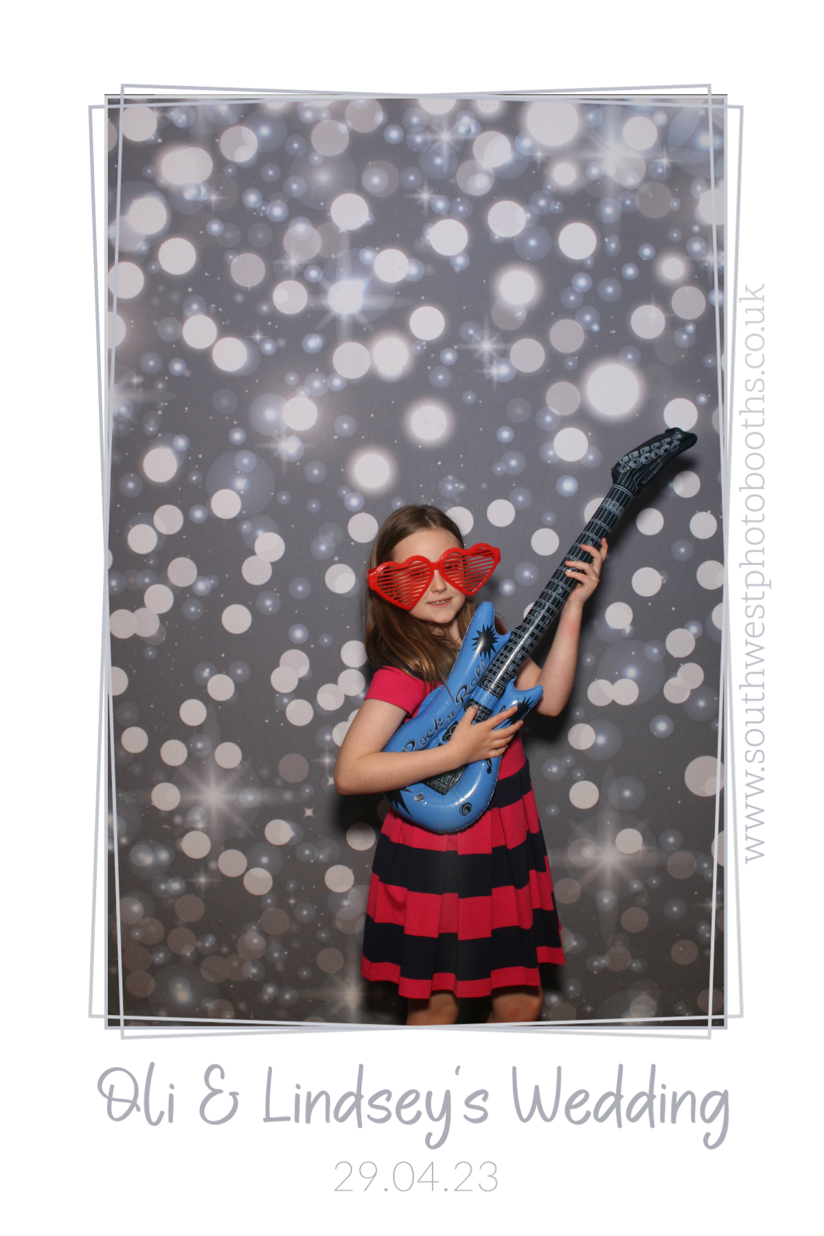Oli & Lindsey's Wedding | View more photos from the event at gallery.southwestphotobooths.co.uk/u/SWPB/Oli-Lindseys-Wedding