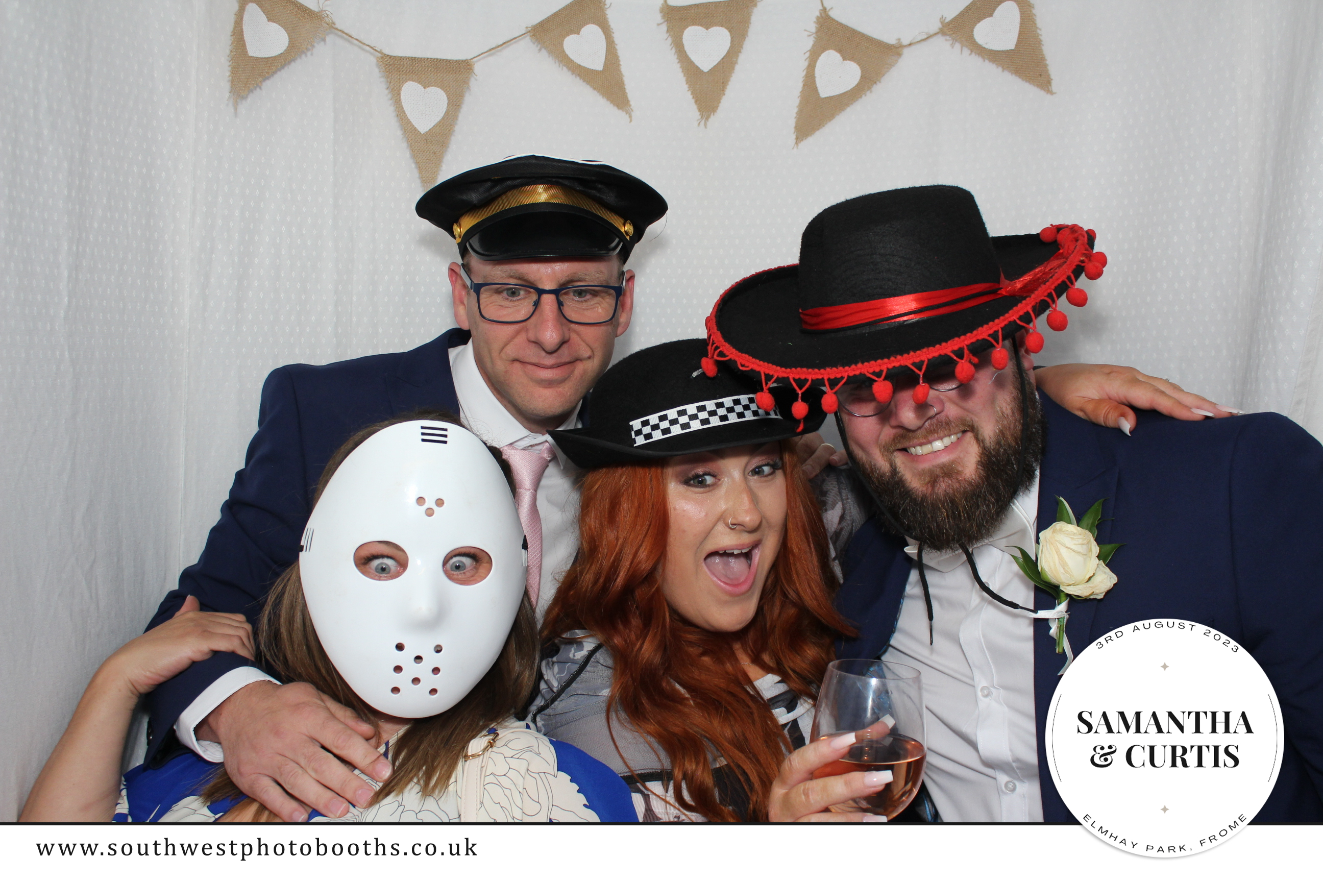 Samantha and Curtis | View more photos from the event at gallery.southwestphotobooths.co.uk/u/SWPB/Samantha-and-Curtis