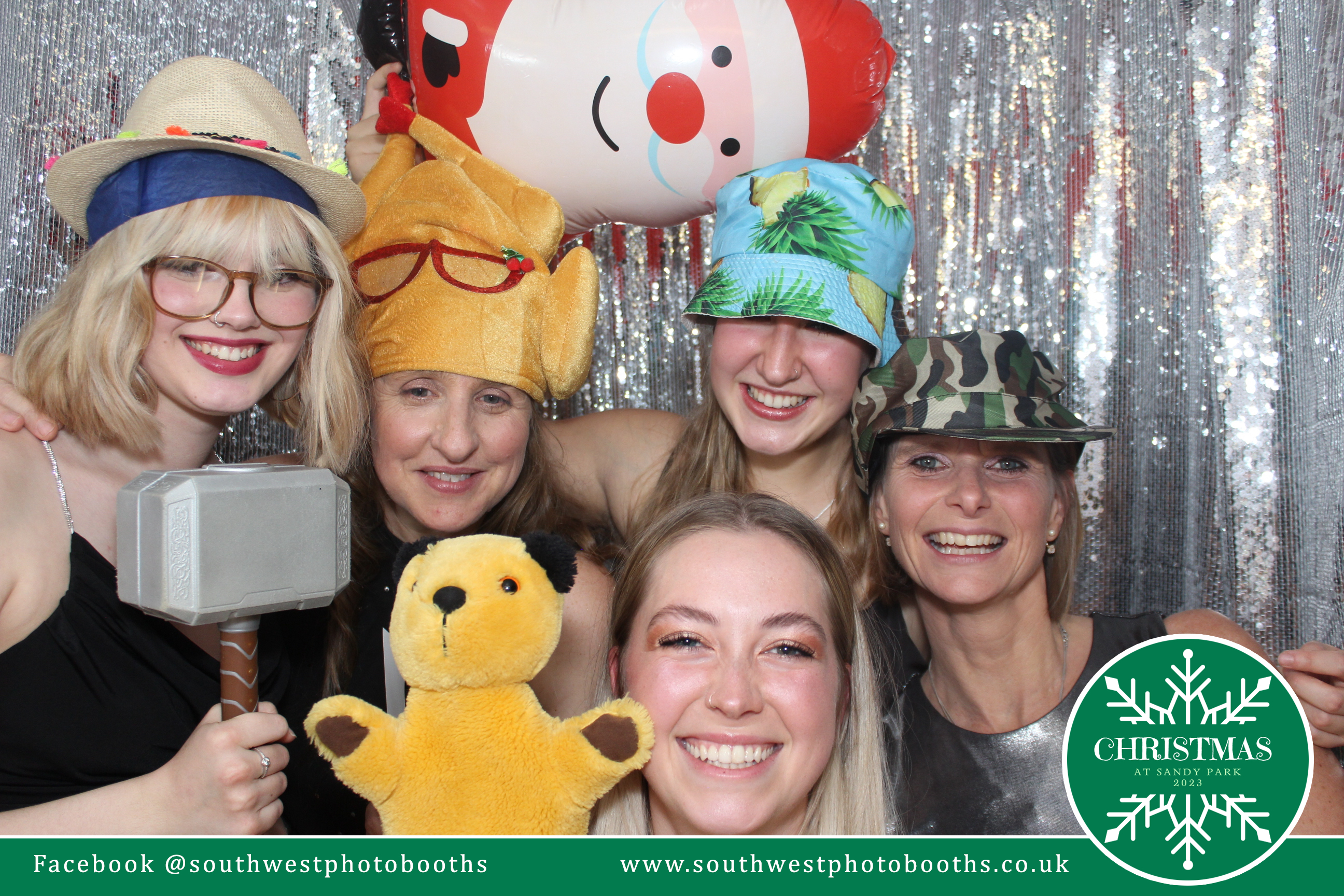 Sandy Park Christmas Party Nights - Friday 1st December | View more photos from the event at gallery.southwestphotobooths.co.uk/u/SWPB/Sandy-Park-Christmas-Party-Nights-Friday-1st-December