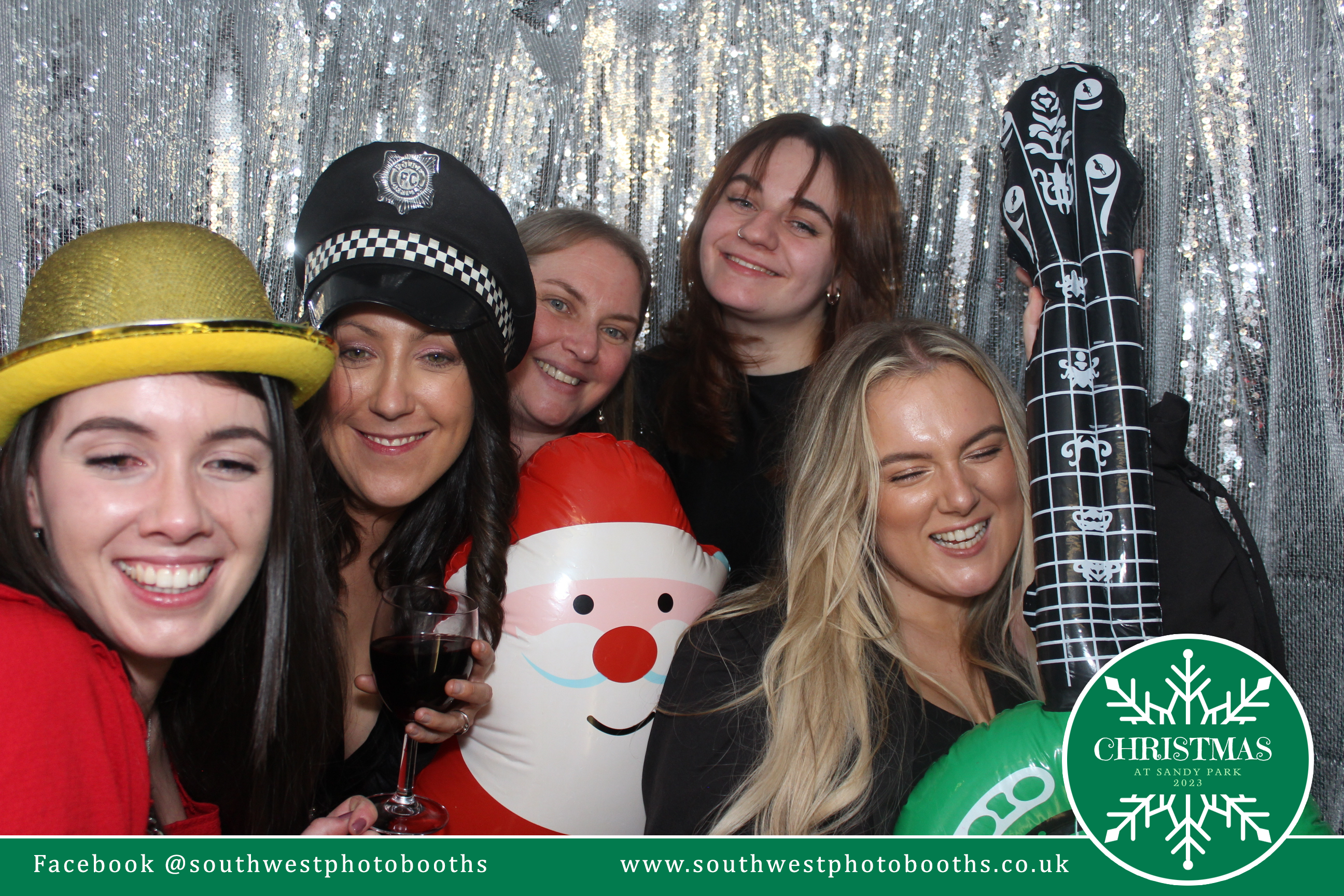 Sandy Park Christmas Party Nights - Friday 1st December | View more photos from the event at gallery.southwestphotobooths.co.uk/u/SWPB/Sandy-Park-Christmas-Party-Nights-Friday-1st-December