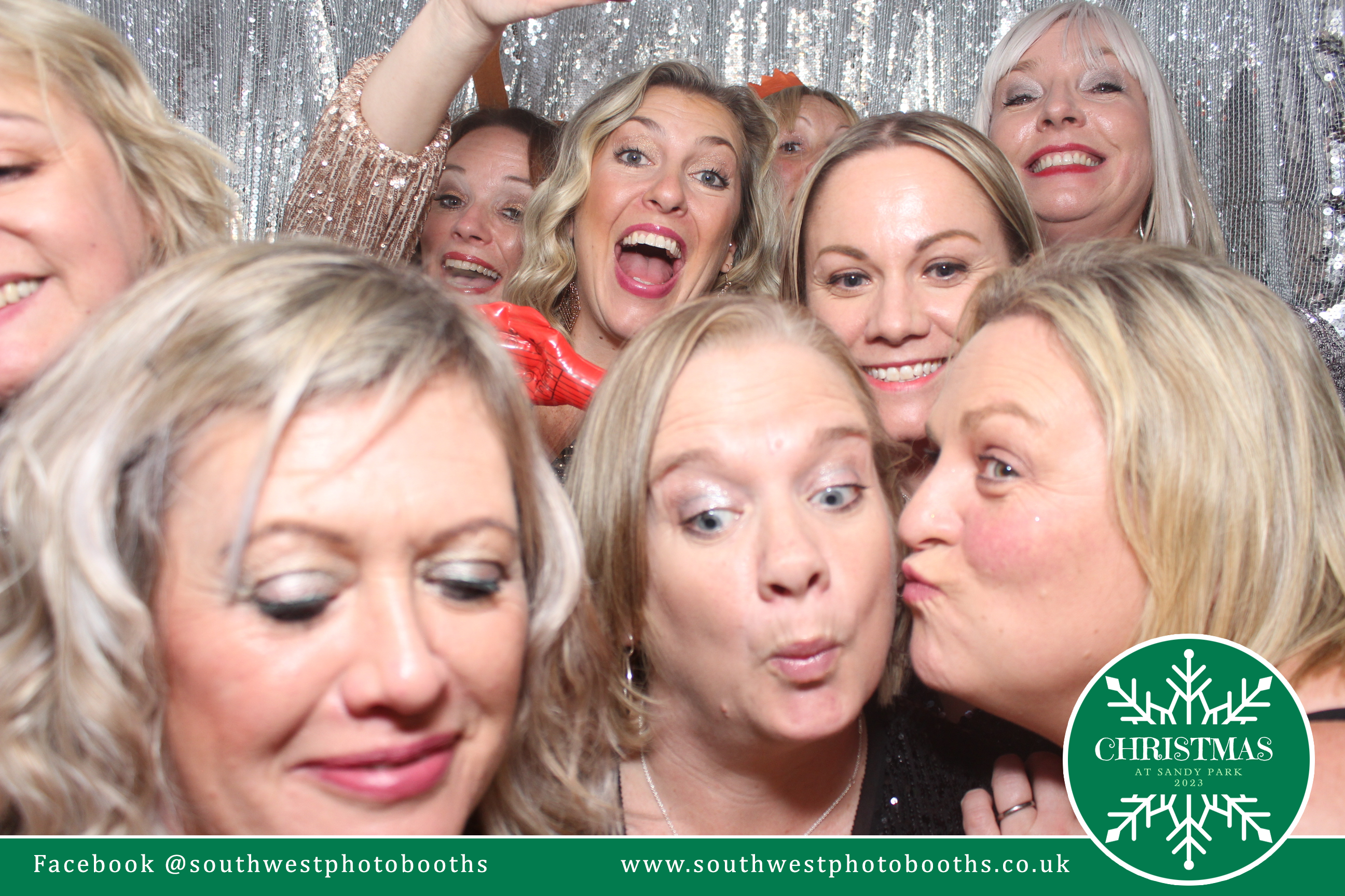 Sandy Park Christmas Party Nights - Friday 22nd December | View more photos from the event at gallery.southwestphotobooths.co.uk/u/SWPB/Sandy-Park-Christmas-Party-Nights-Friday-22nd-December