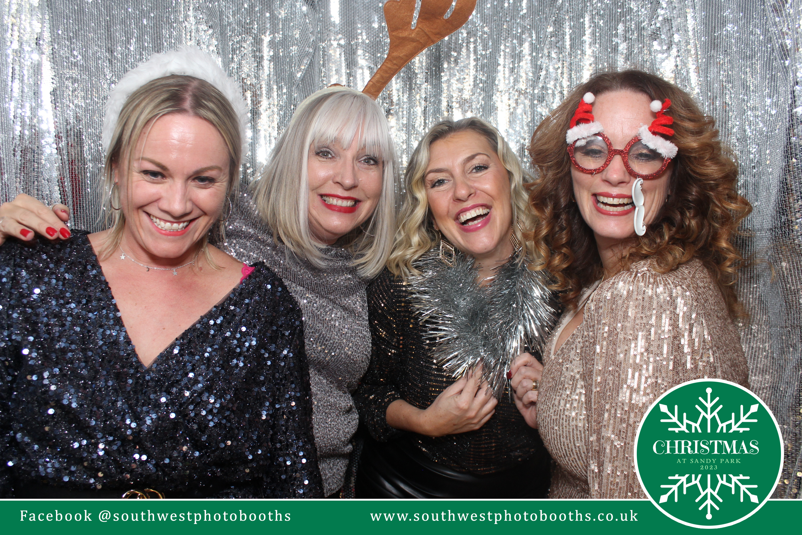 Sandy Park Christmas Party Nights - Friday 22nd December | View more photos from the event at gallery.southwestphotobooths.co.uk/u/SWPB/Sandy-Park-Christmas-Party-Nights-Friday-22nd-December