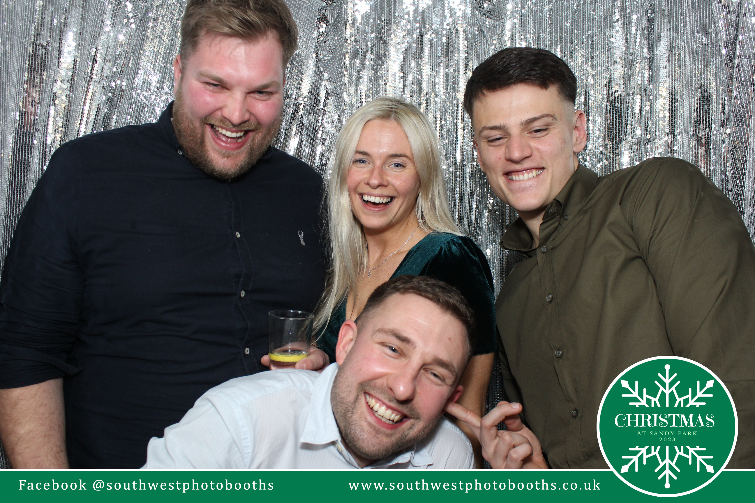 Sandy Park Christmas Party Nights - Friday 8th December | View more photos from the event at gallery.southwestphotobooths.co.uk/u/SWPB/Sandy-Park-Christmas-Party-Nights-Friday-8th-December