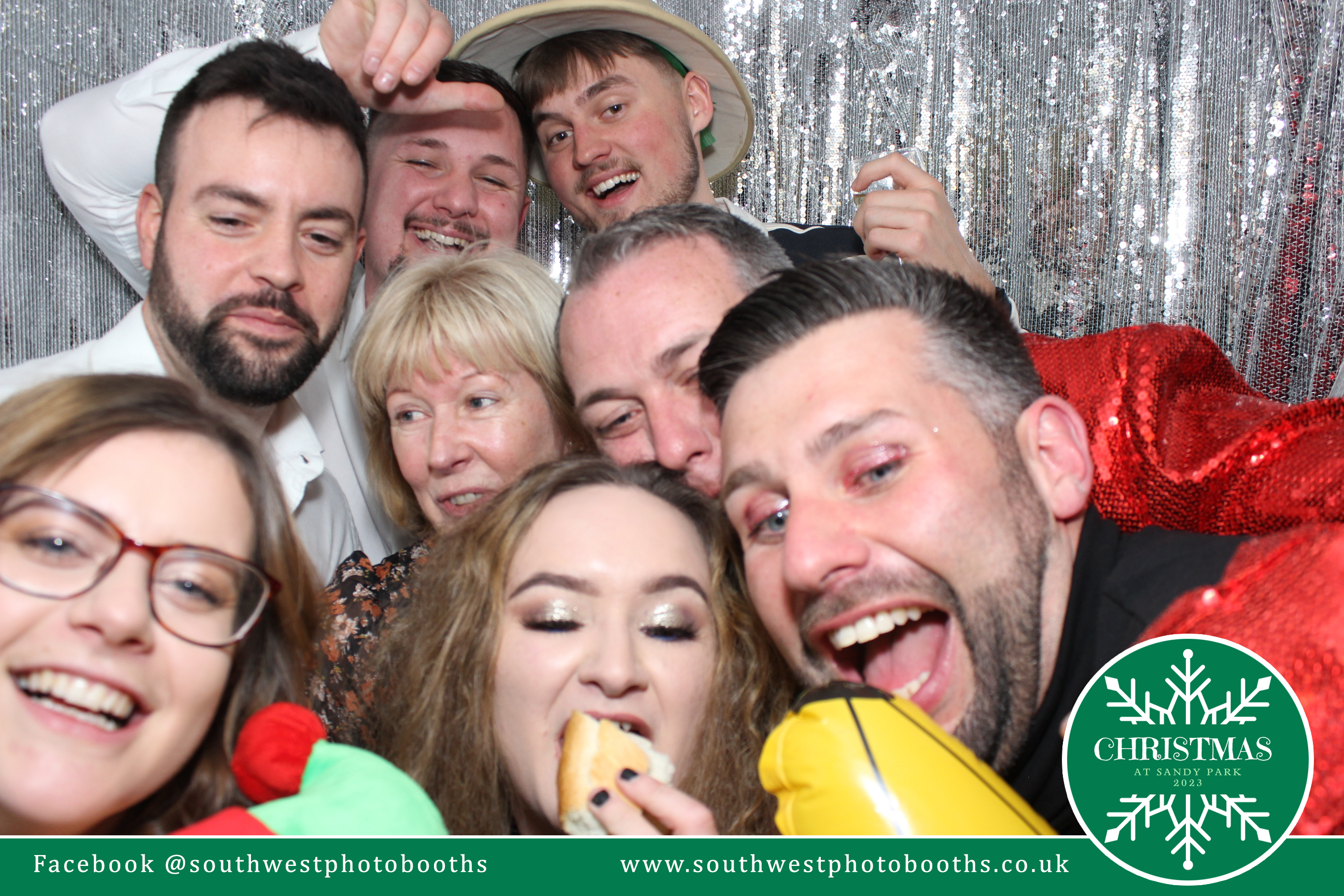 Sandy Park Christmas Party Nights - Friday 8th December | View more photos from the event at gallery.southwestphotobooths.co.uk/u/SWPB/Sandy-Park-Christmas-Party-Nights-Friday-8th-December