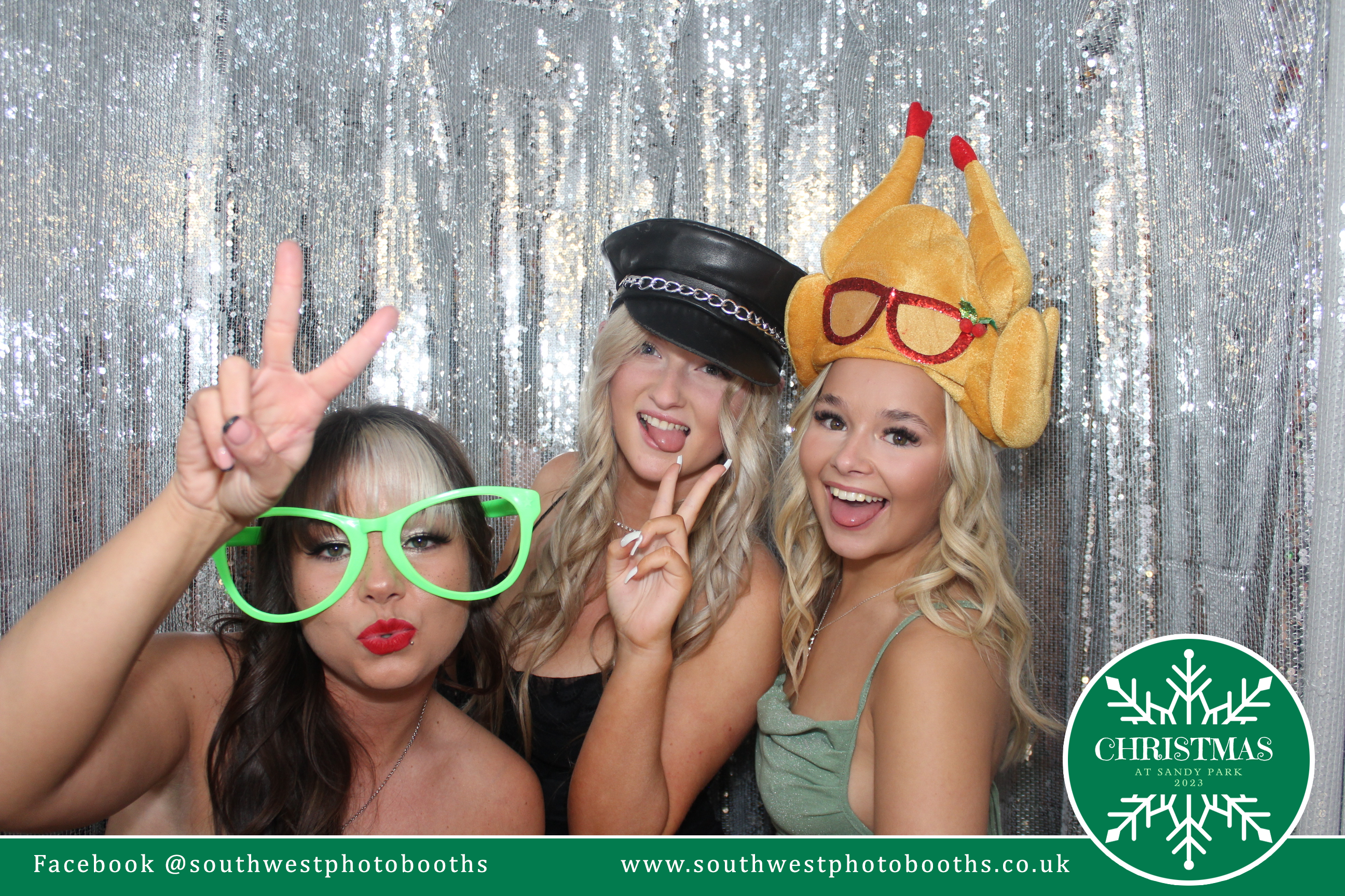 Sandy Park Christmas Party Nights - Saturday 2nd December | View more photos from the event at gallery.southwestphotobooths.co.uk/u/SWPB/Sandy-Park-Christmas-Party-Nights-Saturday-2nd-December