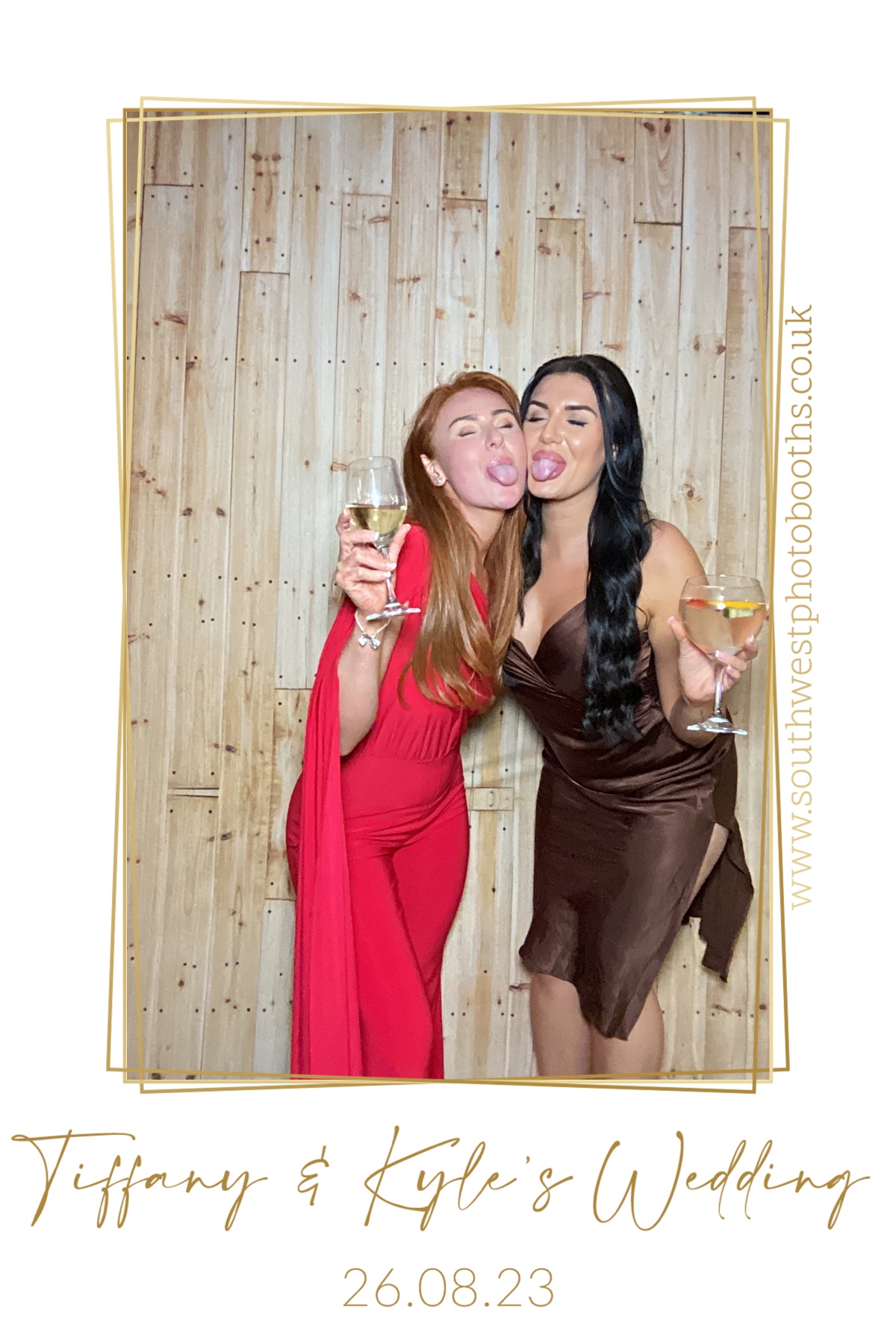 Tiffany and Kyle | View more photos from the event at gallery.southwestphotobooths.co.uk/u/SWPB/Tiffany-and-Kyle
