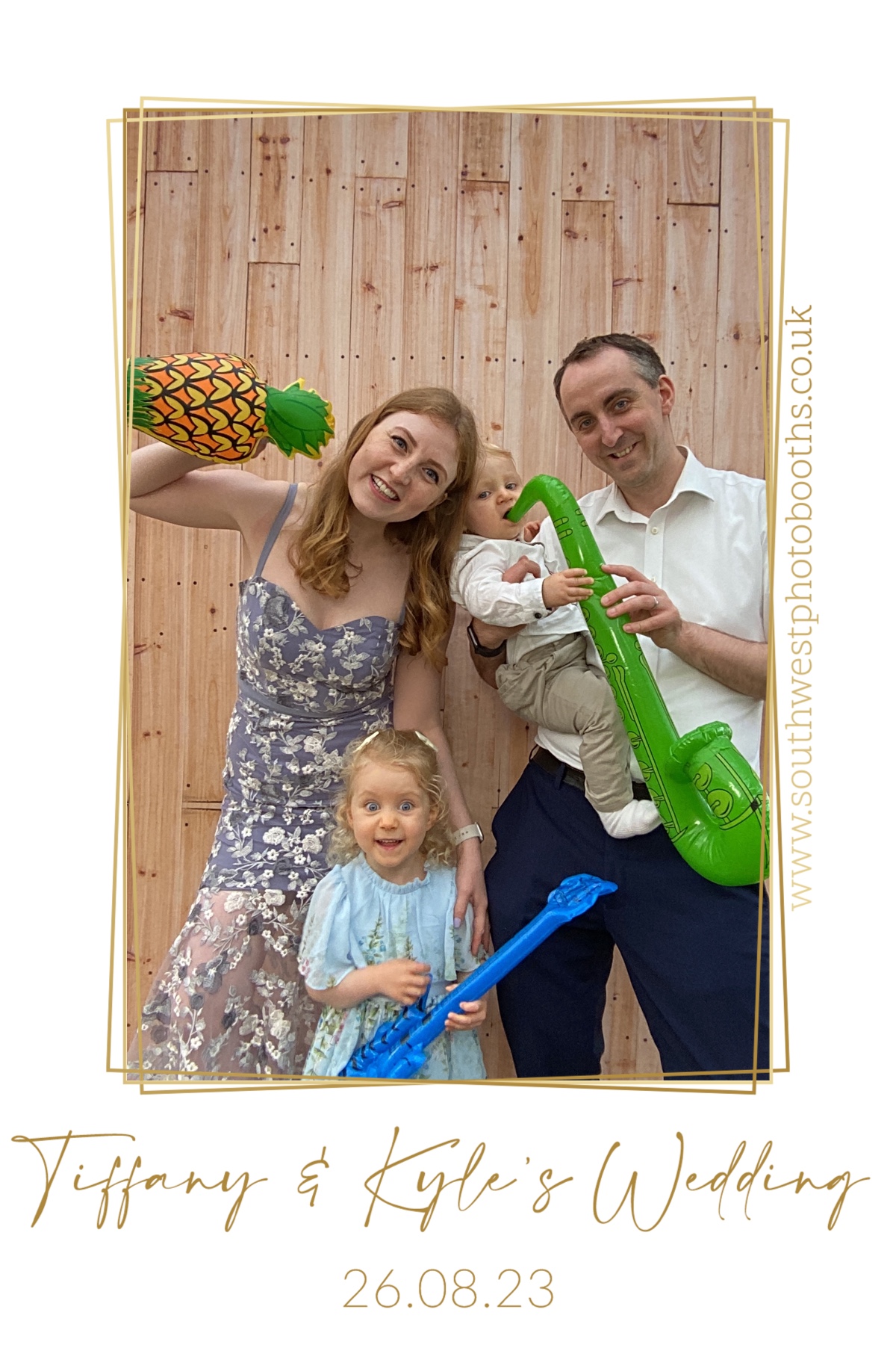 Tiffany and Kyle | View more photos from the event at gallery.southwestphotobooths.co.uk/u/SWPB/Tiffany-and-Kyle