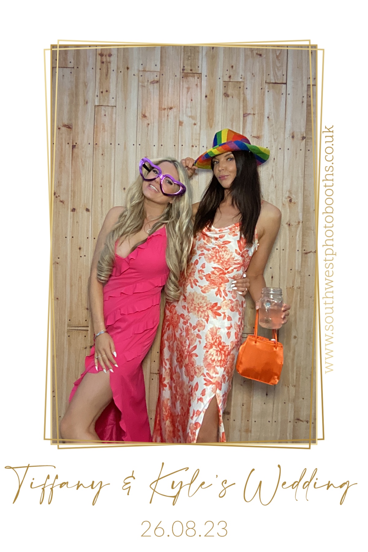 Tiffany and Kyle | View more photos from the event at gallery.southwestphotobooths.co.uk/u/SWPB/Tiffany-and-Kyle