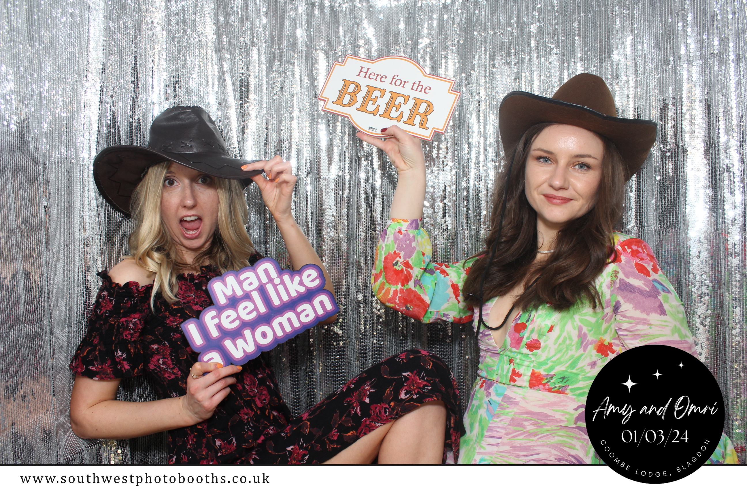 Amy and Omri | View more photos from the event at gallery.southwestphotobooths.co.uk/u/SWPB/Amy-and-Omri