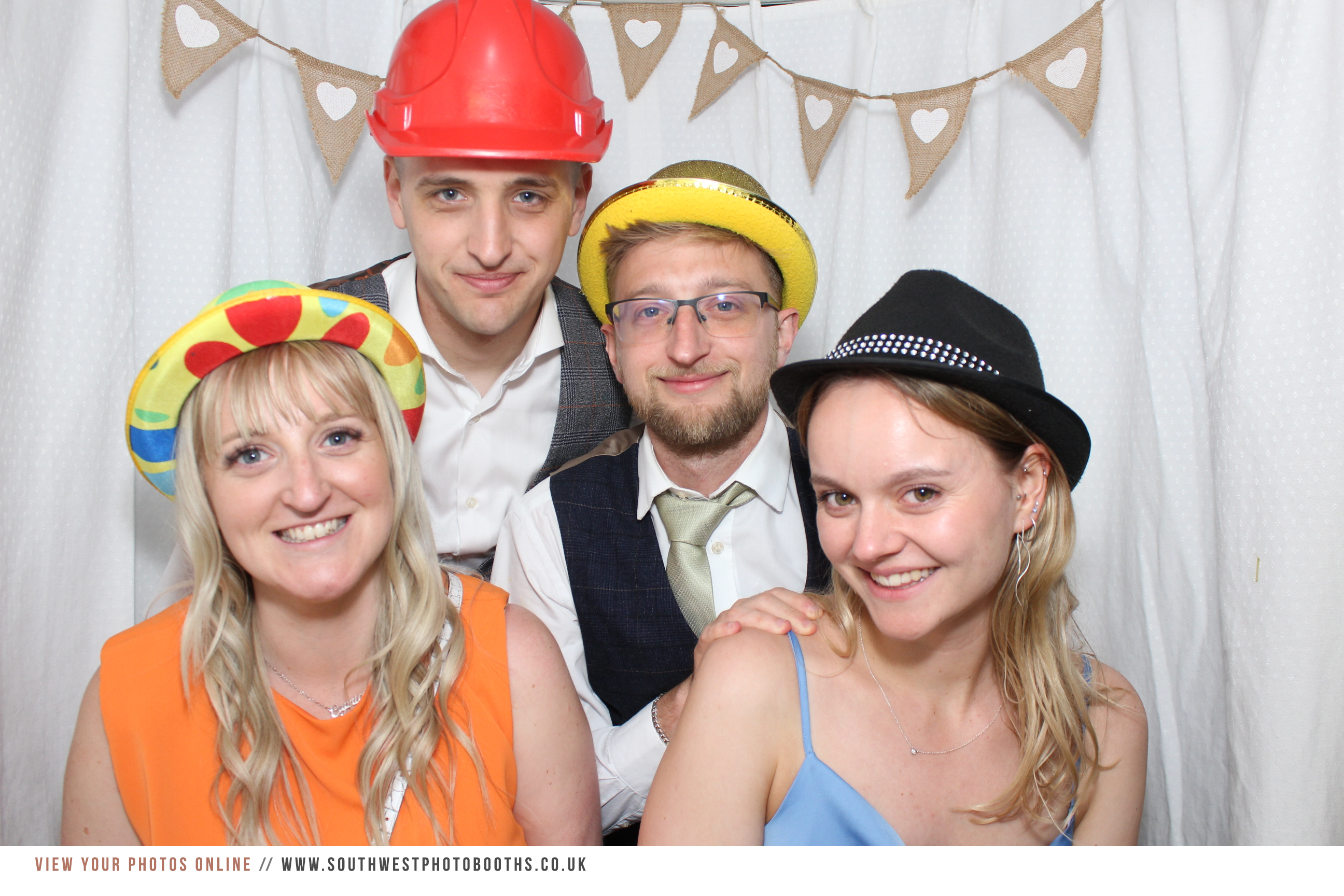 Calum & Chloe | View more photos from the event at gallery.southwestphotobooths.co.uk/u/SWPB/Calum-Chloe