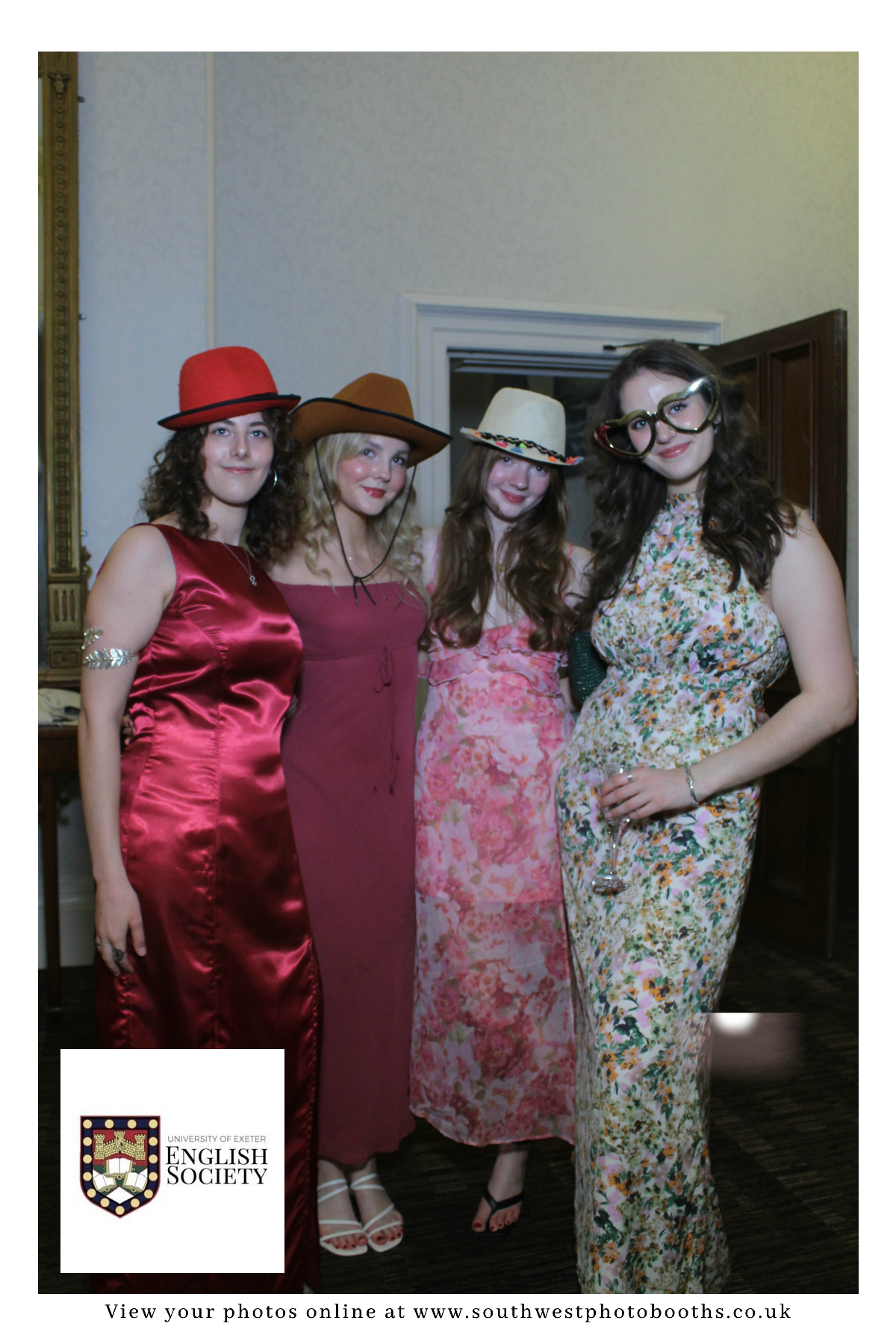 English Society Summer Ball  | View more photos from the event at gallery.southwestphotobooths.co.uk/u/SWPB/English-Society-Summer-Ball
