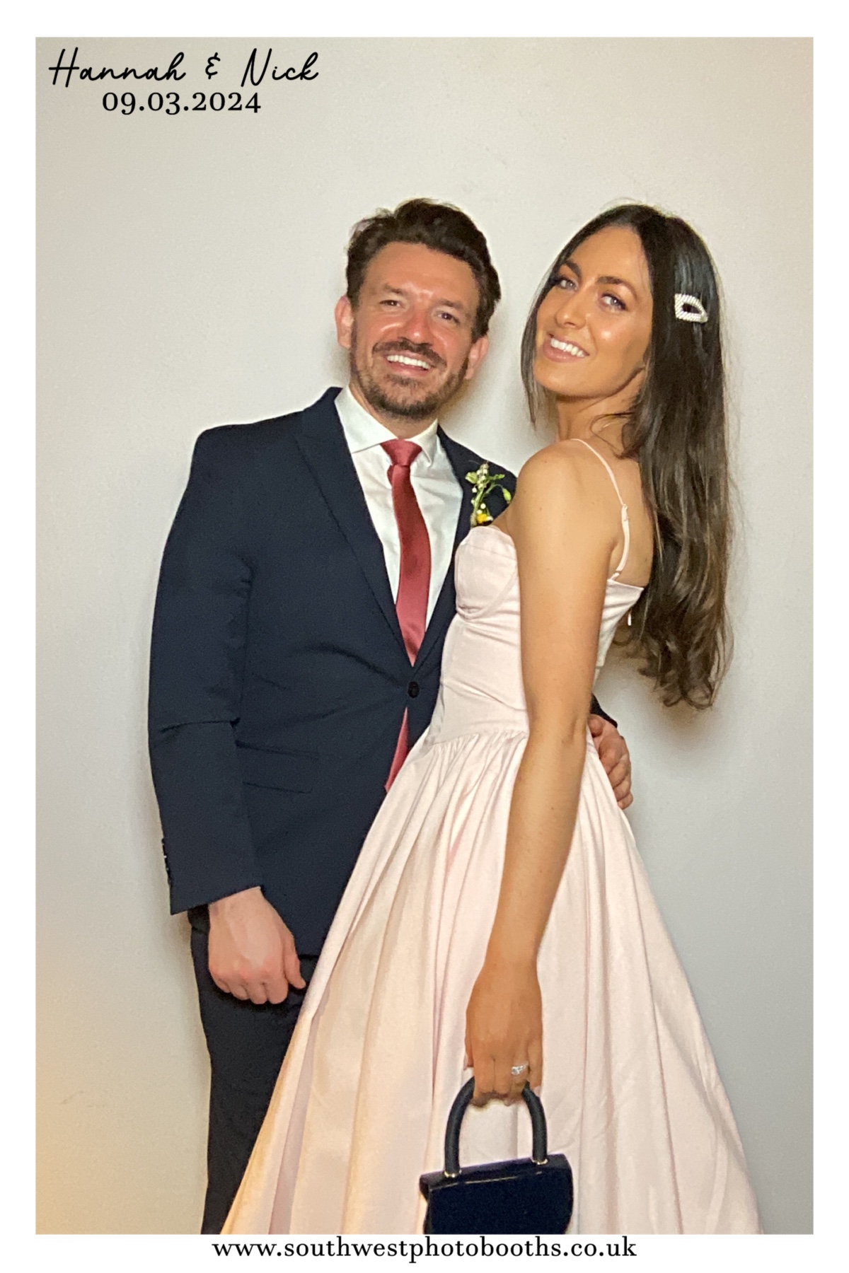 Hannah and Nick | View more photos from the event at gallery.southwestphotobooths.co.uk/u/SWPB/Hannah-and-Nick