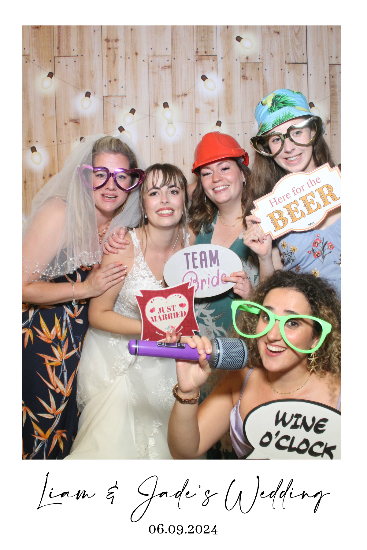 Liam & Jade | View more photos from the event at gallery.southwestphotobooths.co.uk/u/SWPB/Liam-Jade