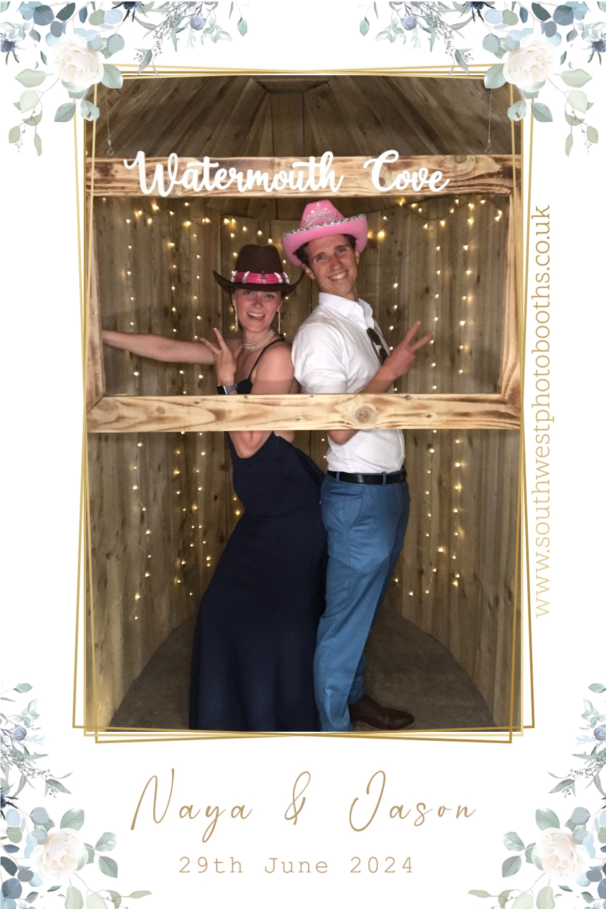 Naya and Jason | View more photos from the event at gallery.southwestphotobooths.co.uk/u/SWPB/Naya-and-Jason