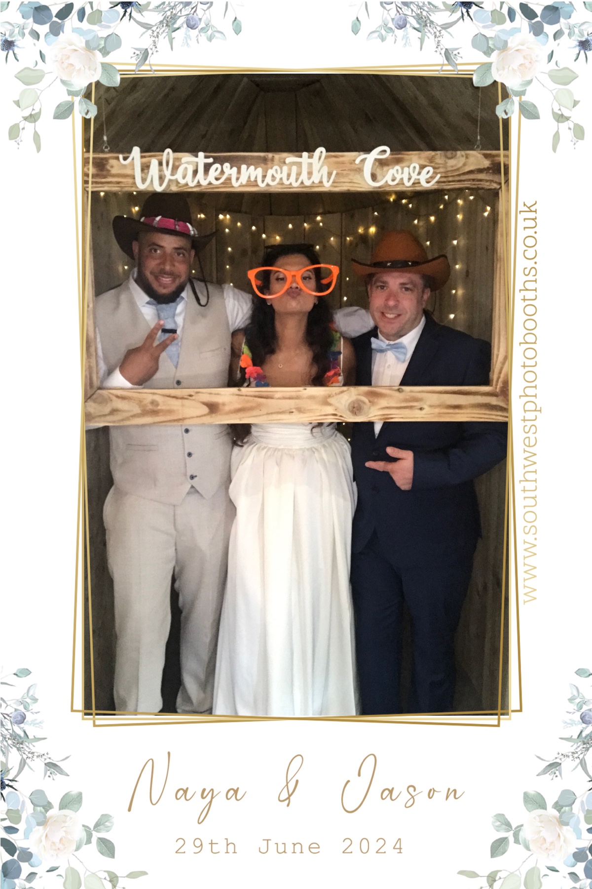 Naya and Jason | View more photos from the event at gallery.southwestphotobooths.co.uk/u/SWPB/Naya-and-Jason
