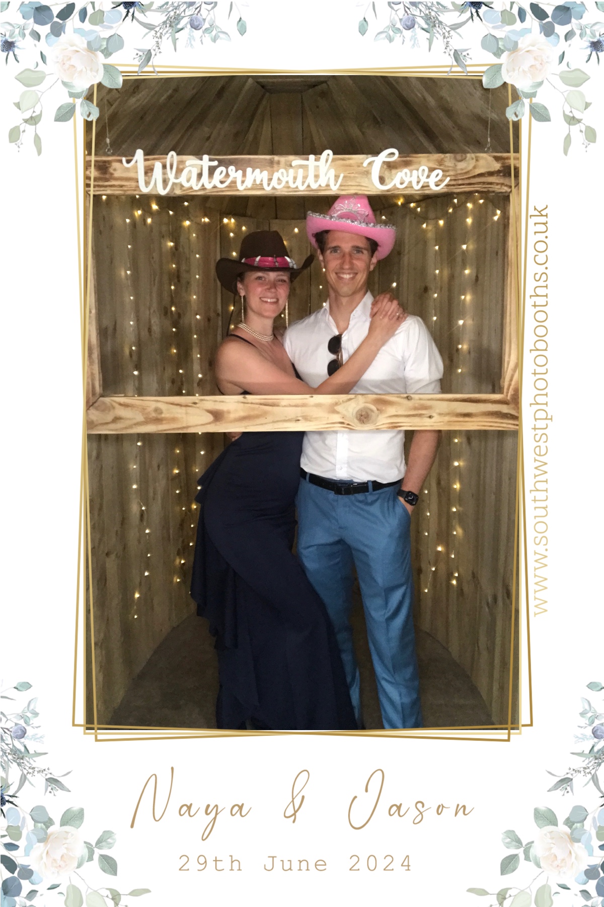 Naya and Jason | View more photos from the event at gallery.southwestphotobooths.co.uk/u/SWPB/Naya-and-Jason
