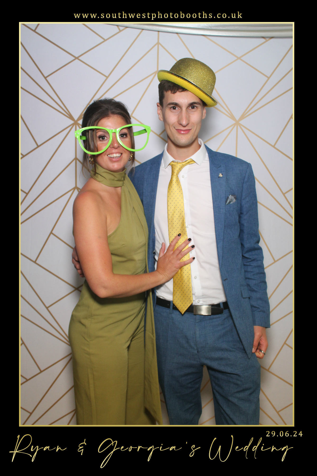 Ryan and Georgia | View more photos from the event at gallery.southwestphotobooths.co.uk/u/SWPB/Ryan-and-Georgia