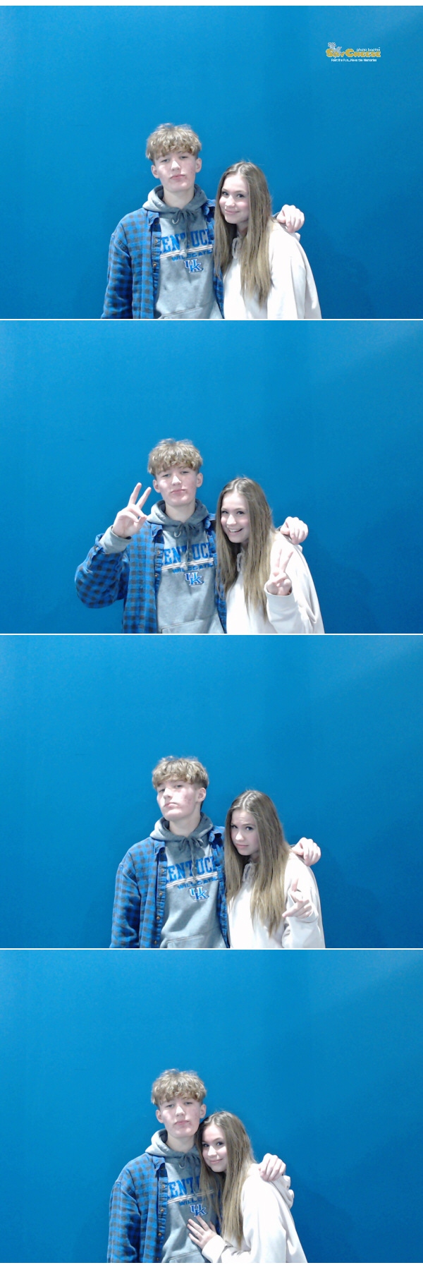 Crossroads Friendsgiving | View more photos from the event at gallery.saycheesephotobooth.com/u/SayCheesePhotoBooth/Crossroads-Friendsgiving