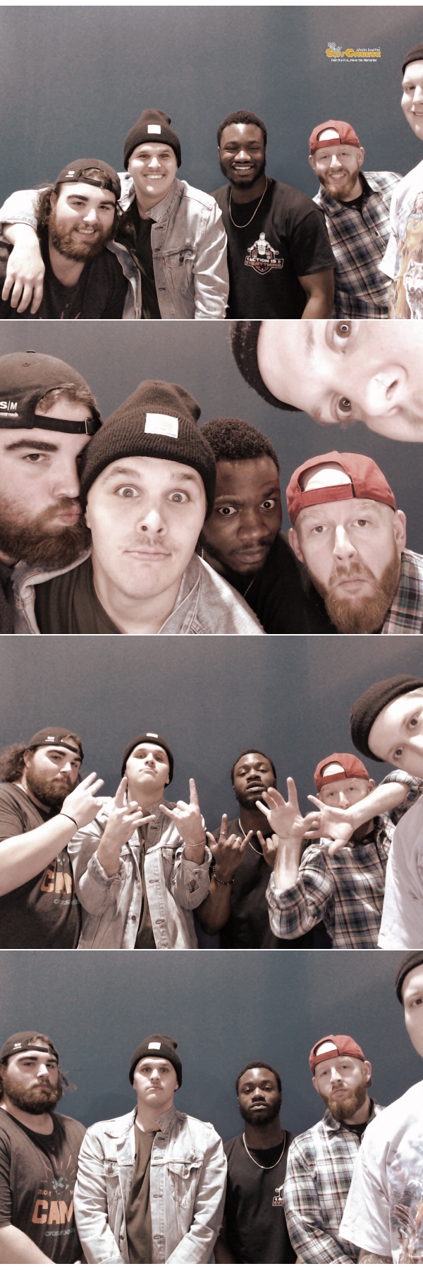 Crossroads Friendsgiving | View more photos from the event at gallery.saycheesephotobooth.com/u/SayCheesePhotoBooth/Crossroads-Friendsgiving