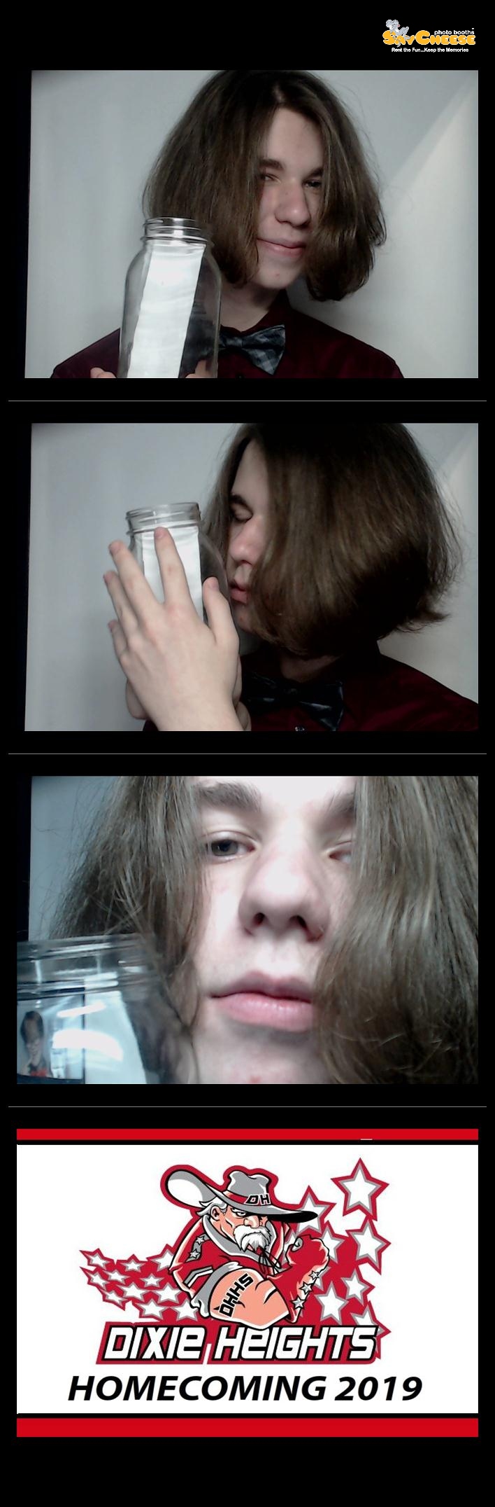 Dixie Heights Homecoming  | View more photos from the event at gallery.saycheesephotobooth.com/u/SayCheesePhotoBooth/Dixie-Heights-Homecoming